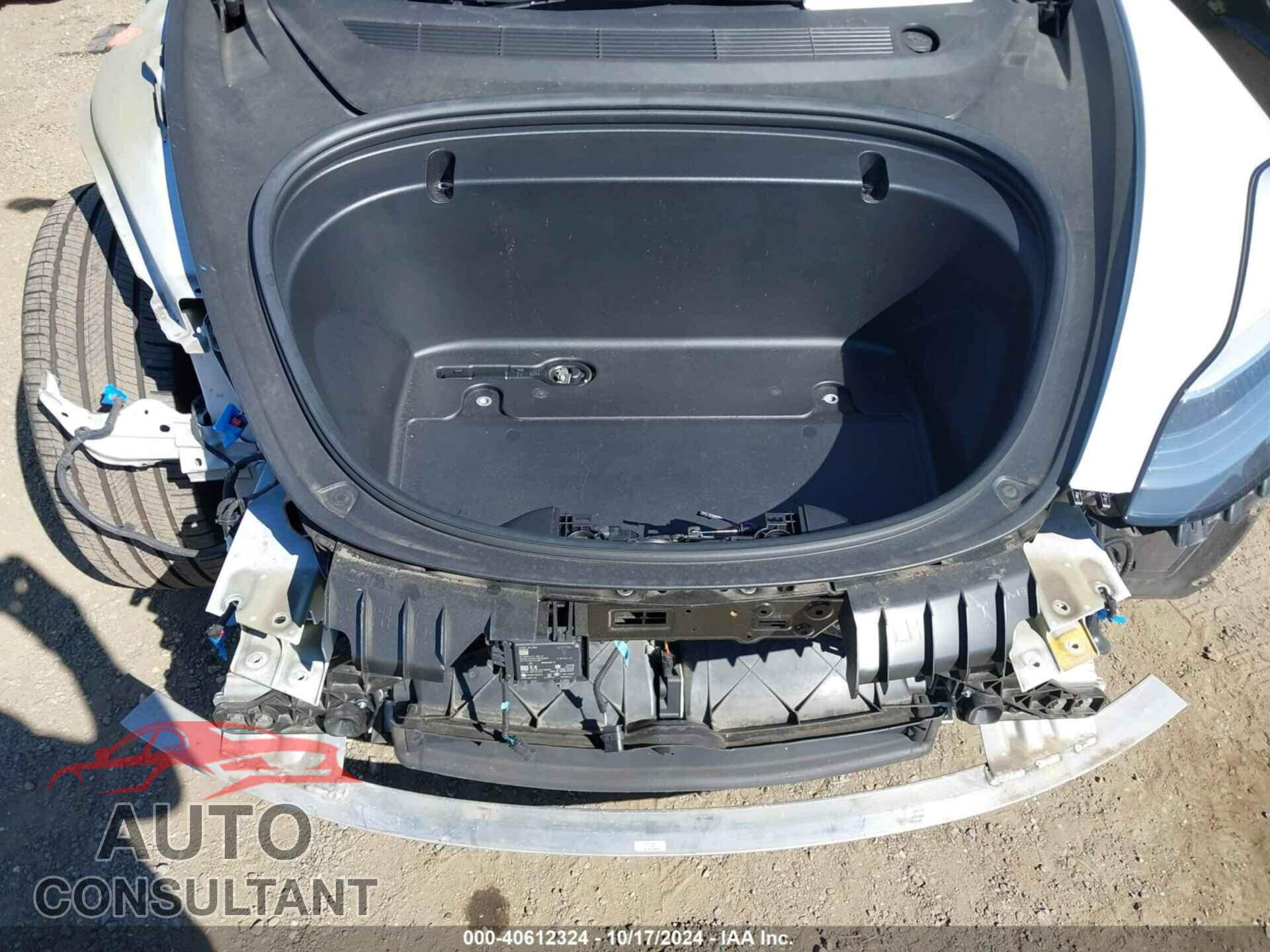 TESLA MODEL 3 2020 - 5YJ3E1EB2LF618201
