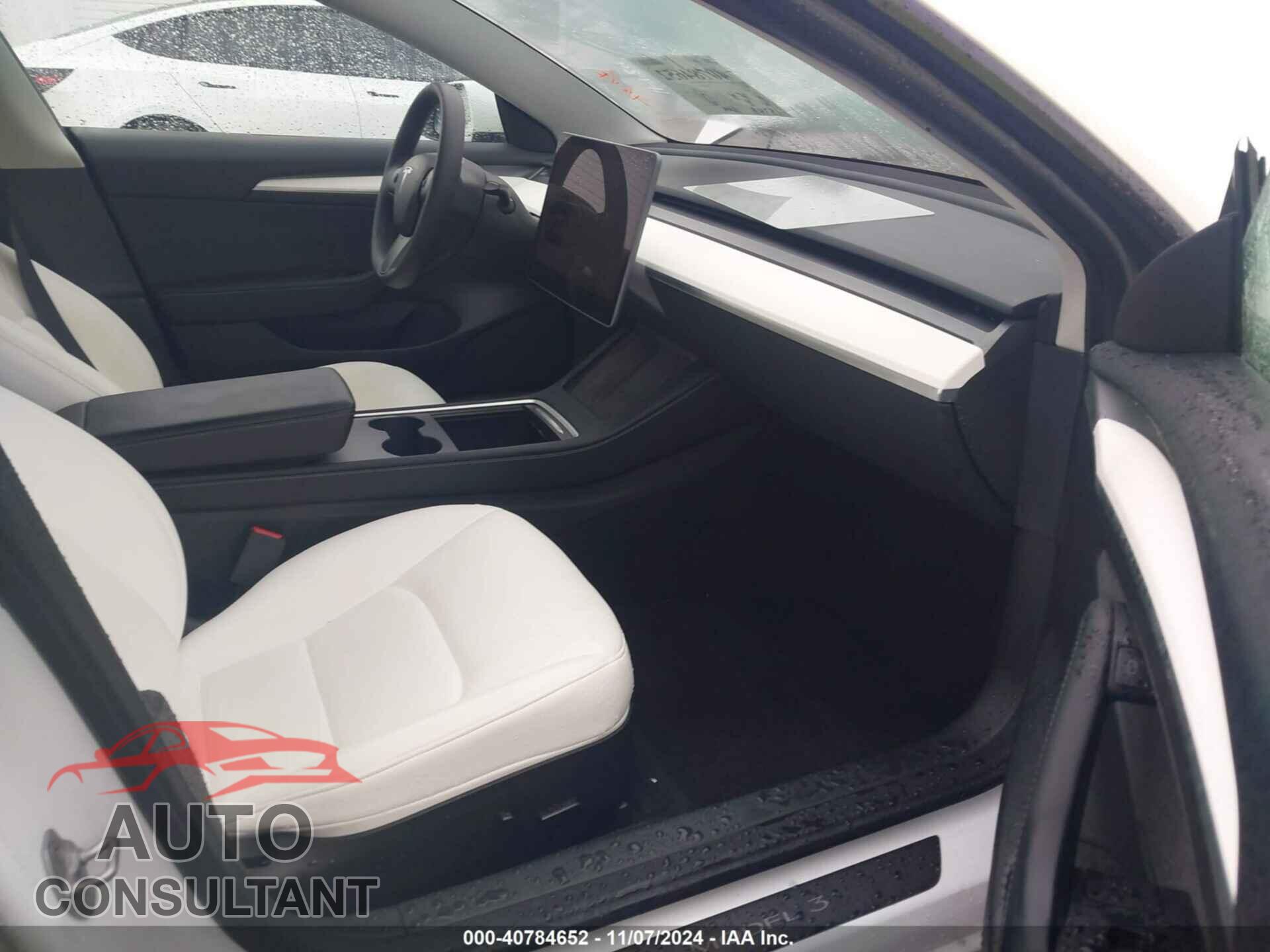 TESLA MODEL 3 2023 - 5YJ3E1EA3PF563707