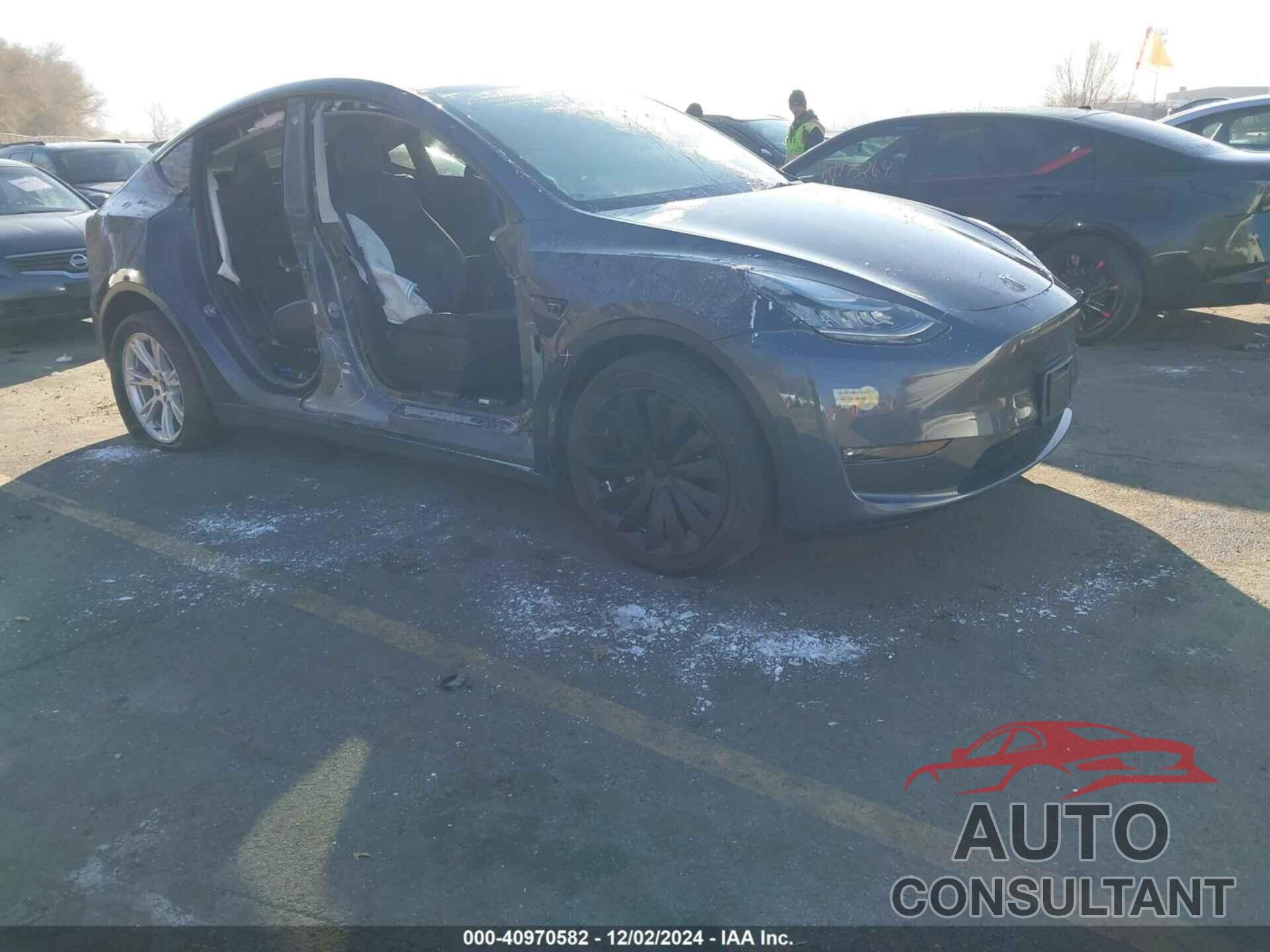 TESLA MODEL Y 2022 - 7SAYGDEE5NF307170
