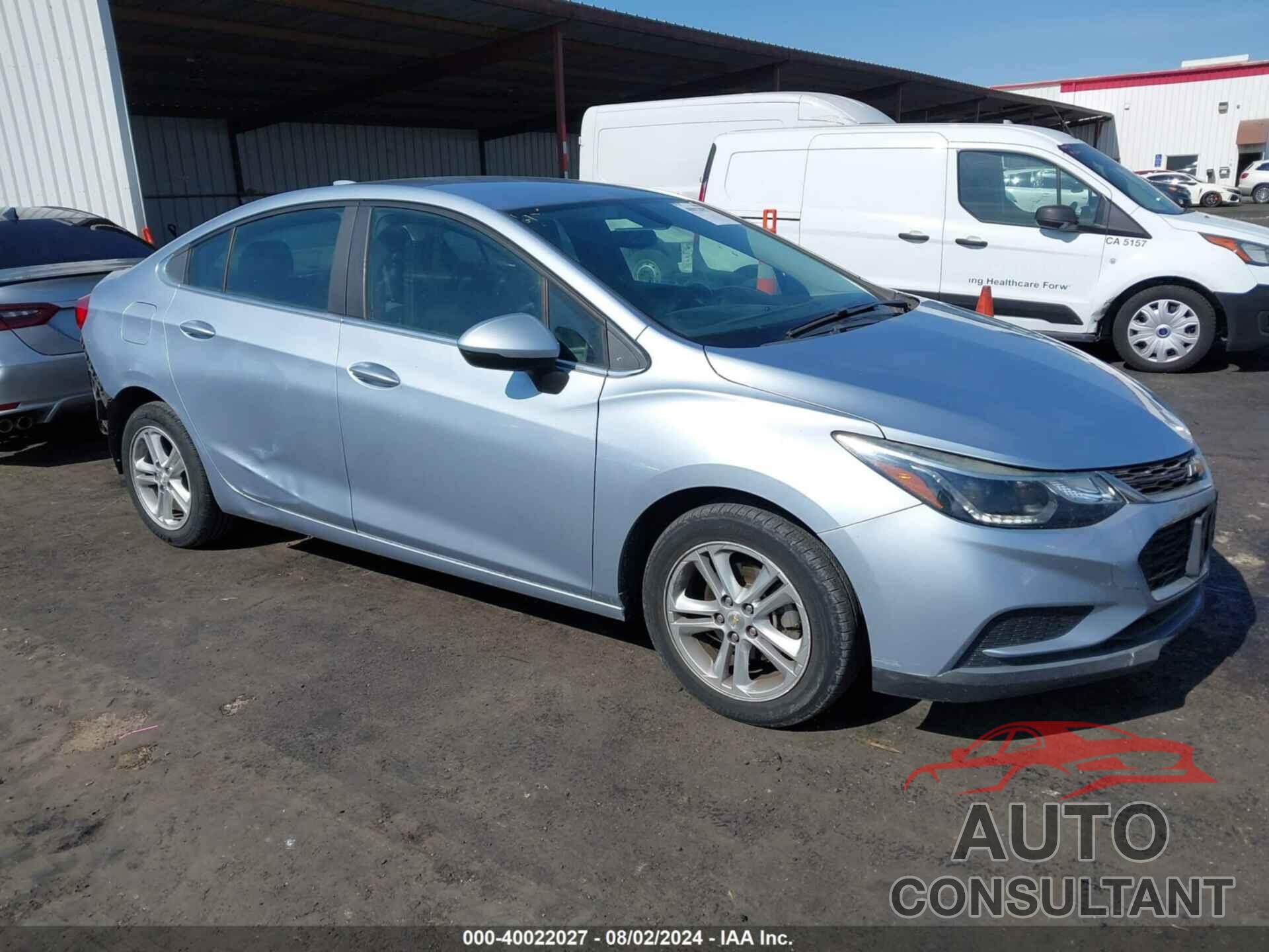 CHEVROLET CRUZE 2018 - 1G1BE5SM3J7156798