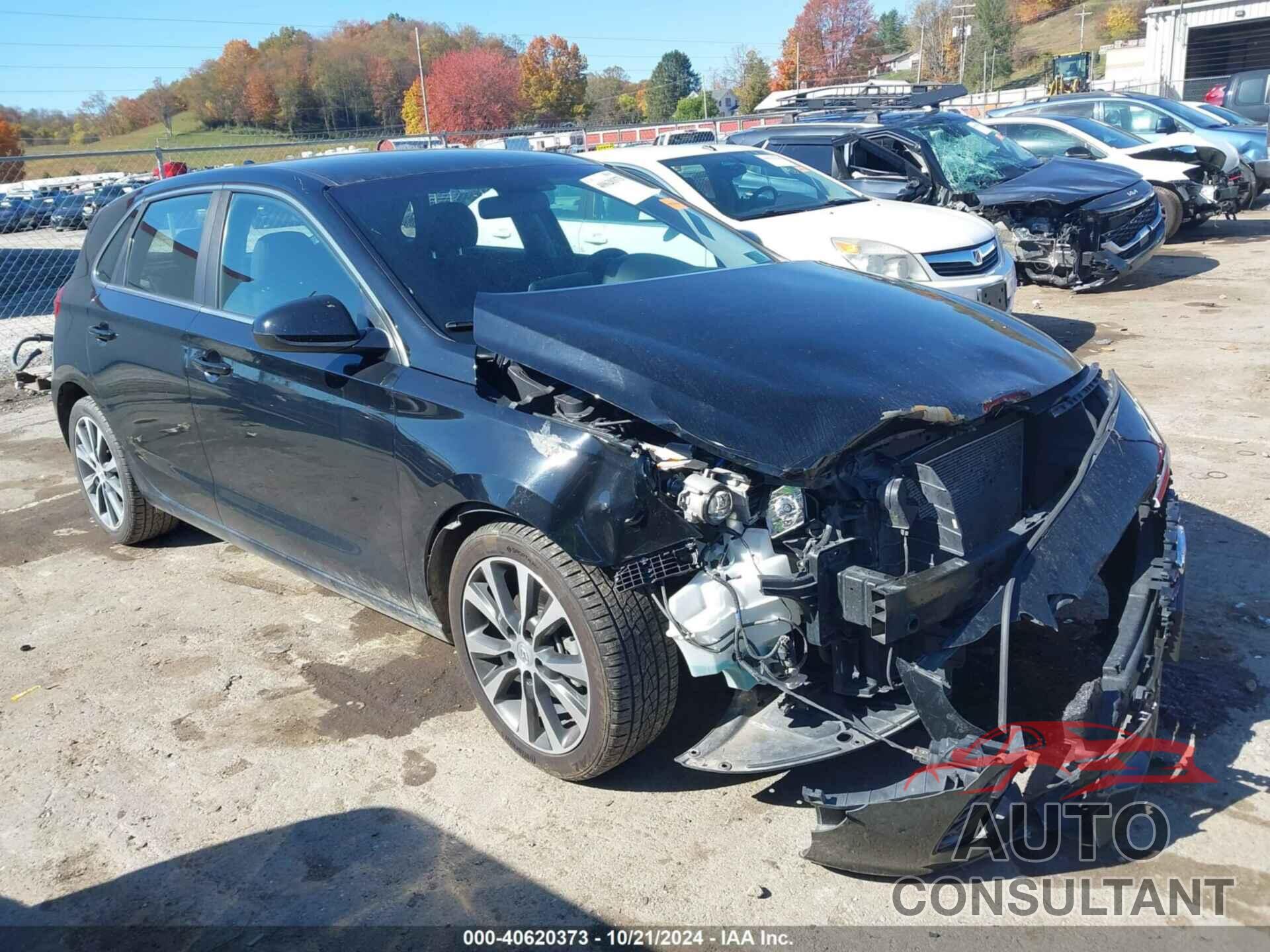 HYUNDAI ELANTRA GT 2018 - KMHH35LE9JU018985