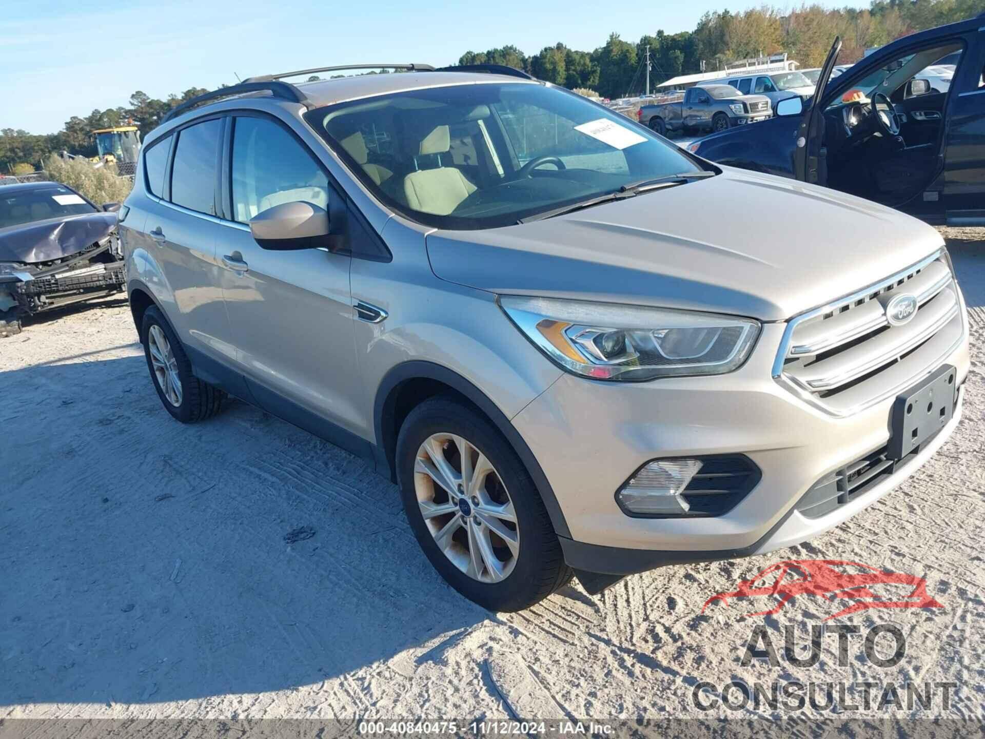 FORD ESCAPE 2017 - 1FMCU0G95HUB56685