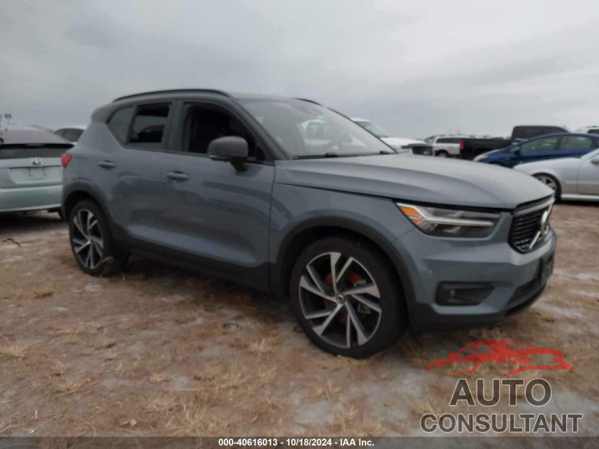 VOLVO XC40 2021 - YV4162UM5M2564374