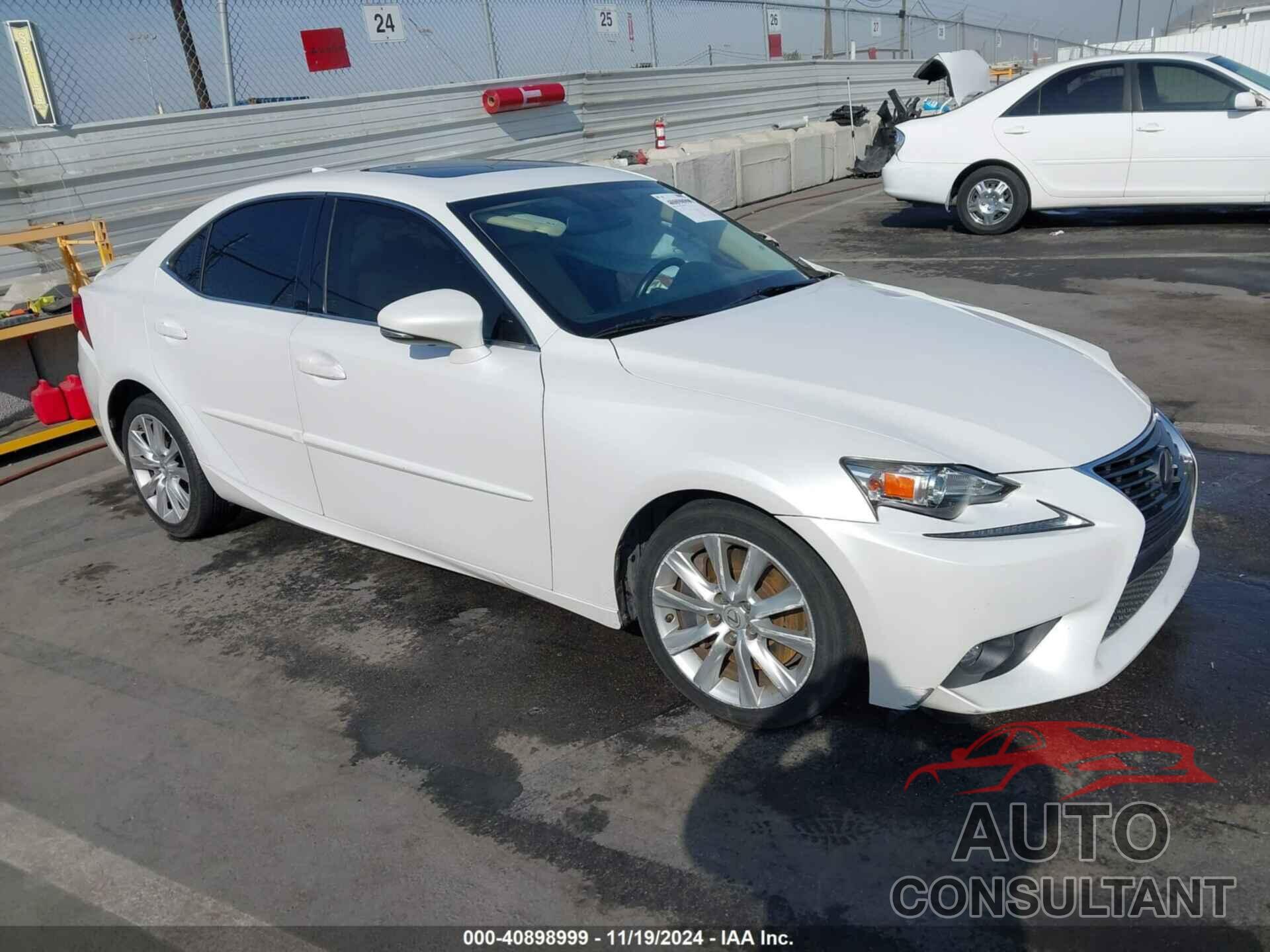 LEXUS IS 200T 2016 - JTHBA1D25G5031070