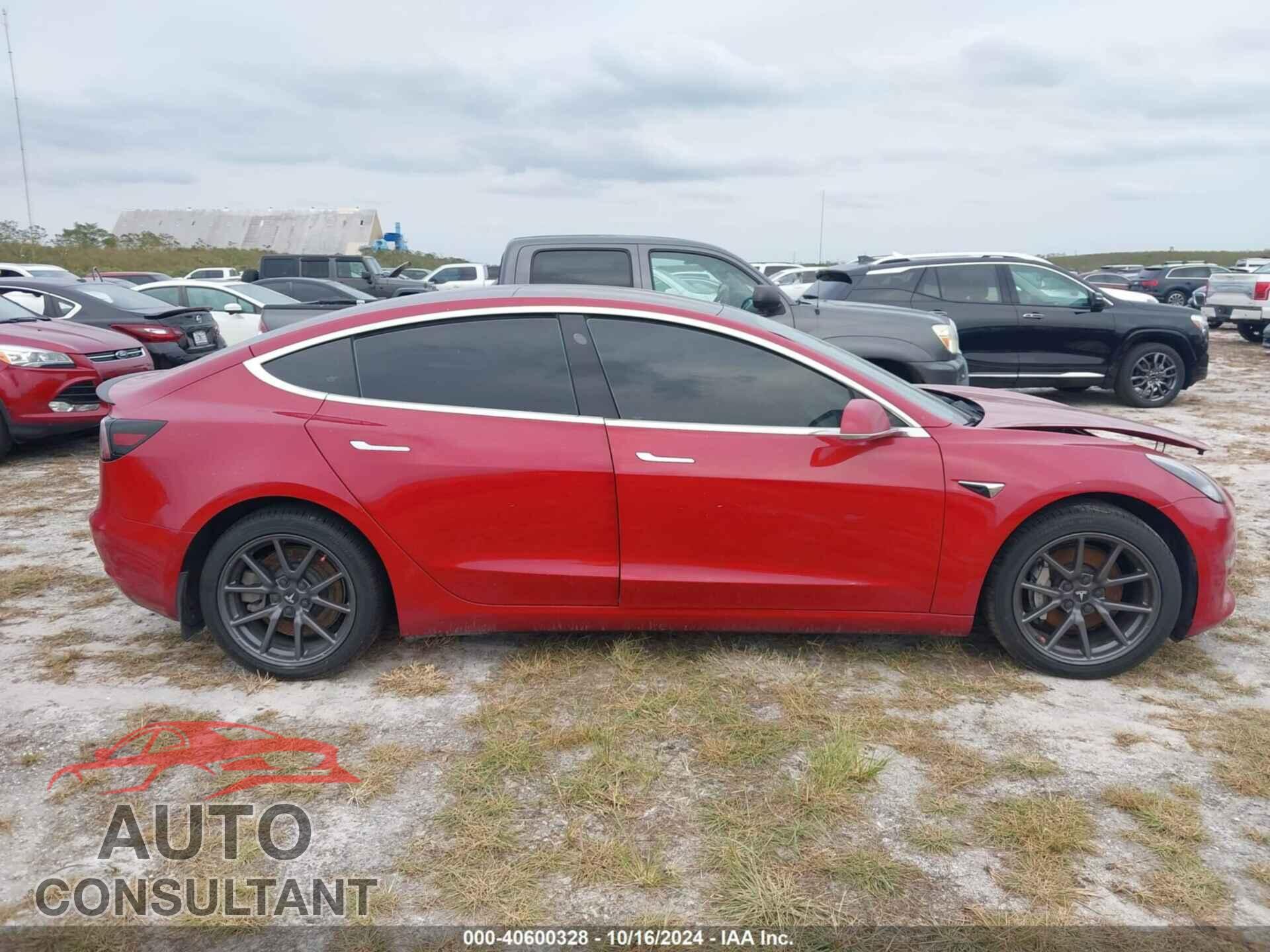 TESLA MODEL 3 2018 - 5YJ3E1EA3JF045071