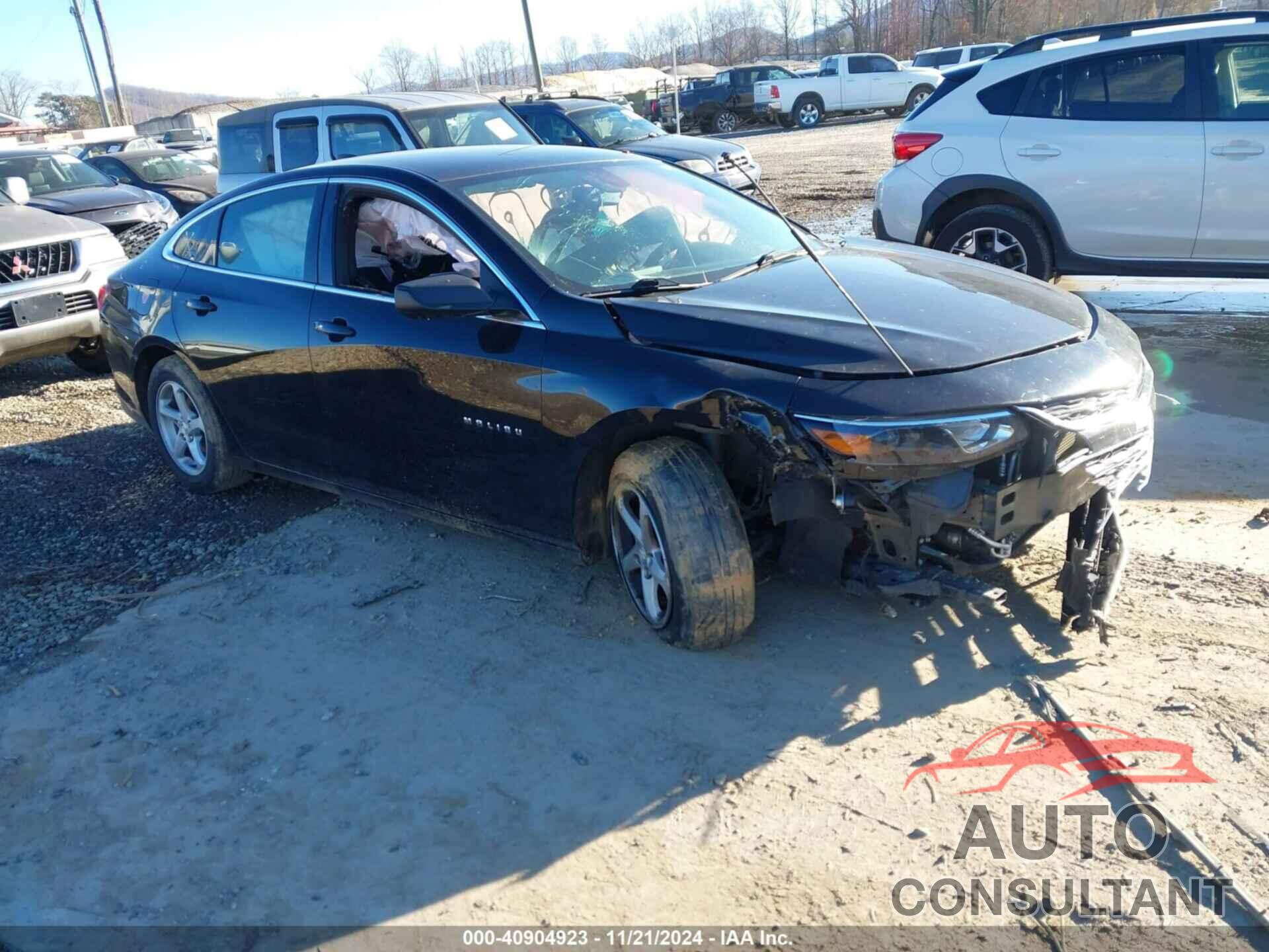 CHEVROLET MALIBU 2018 - 1G1ZB5ST7JF274132