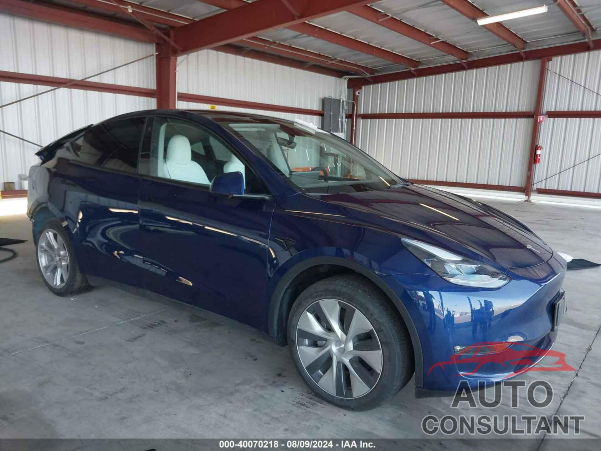 TESLA MODEL Y 2023 - 7SAYGDEE5PF714585