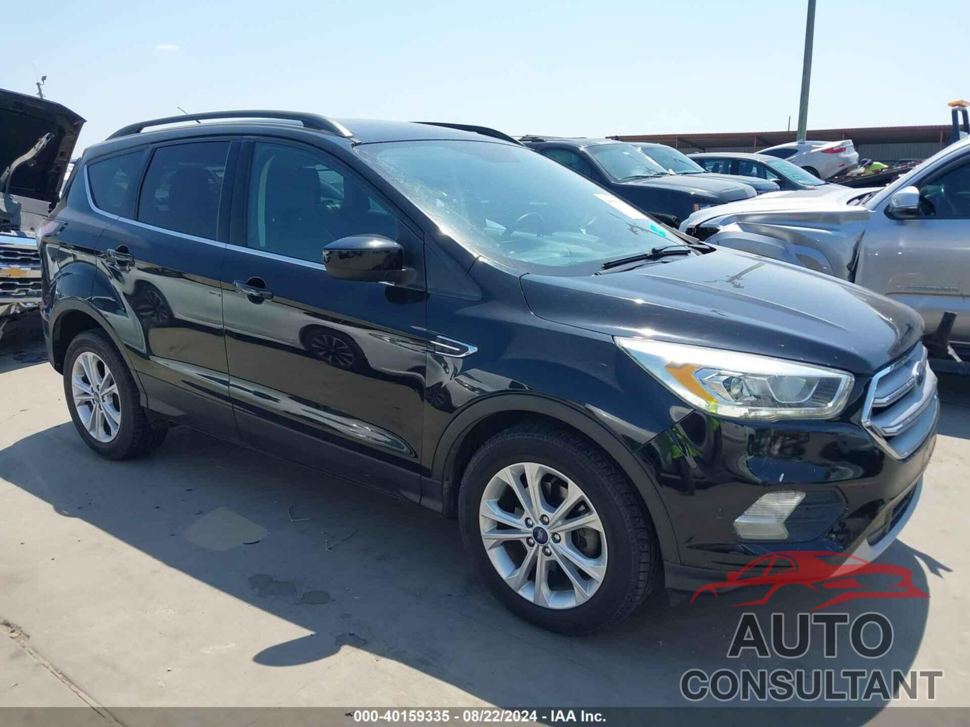 FORD ESCAPE 2017 - 1FMCU0GD2HUC79994