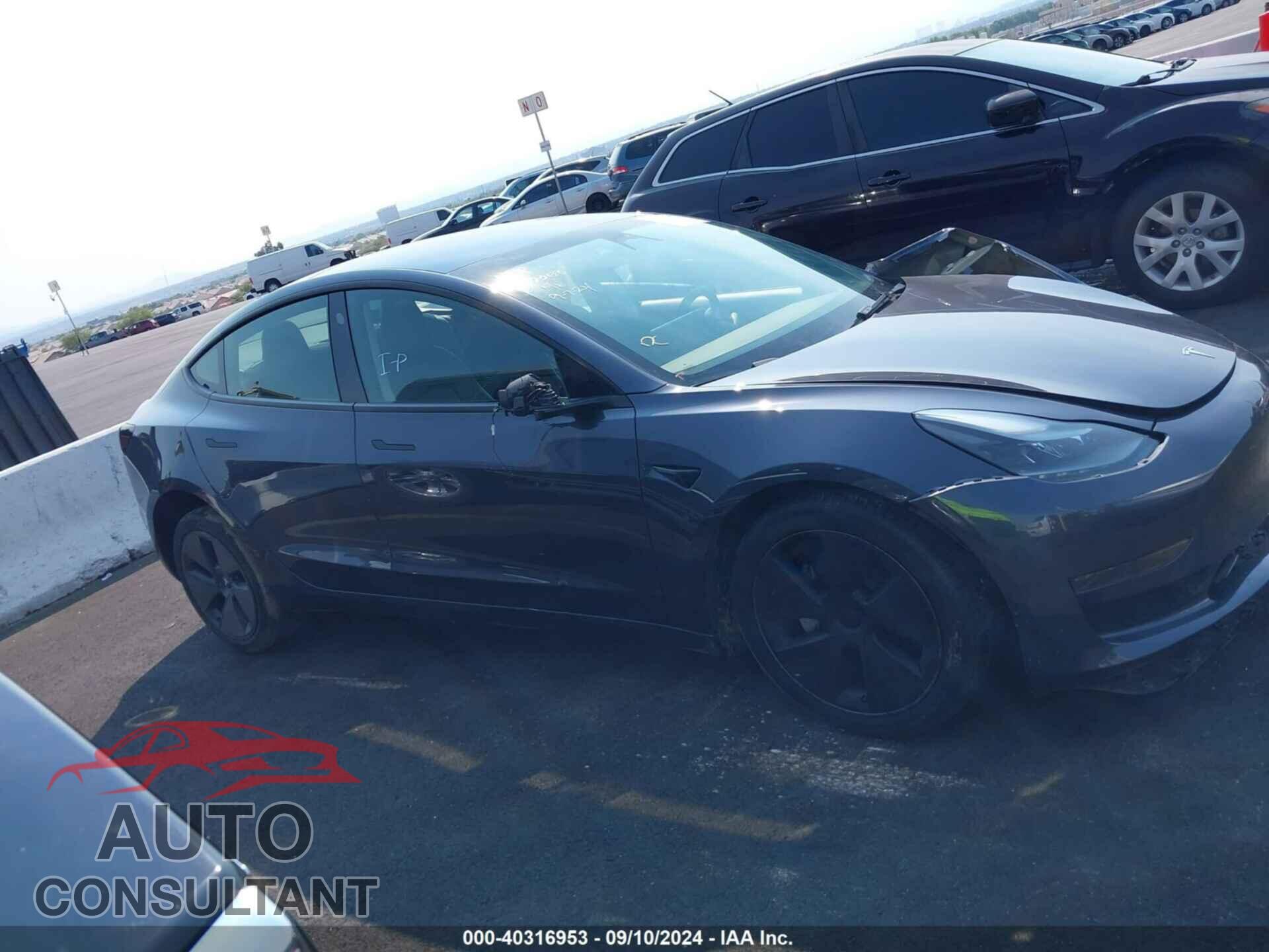 TESLA MODEL 3 2023 - 5YJ3E1EA8PF462596