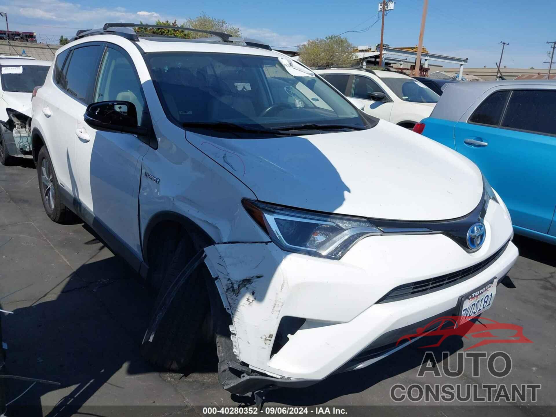 TOYOTA RAV4 HYBRID 2016 - JTMRJREV9GD057748