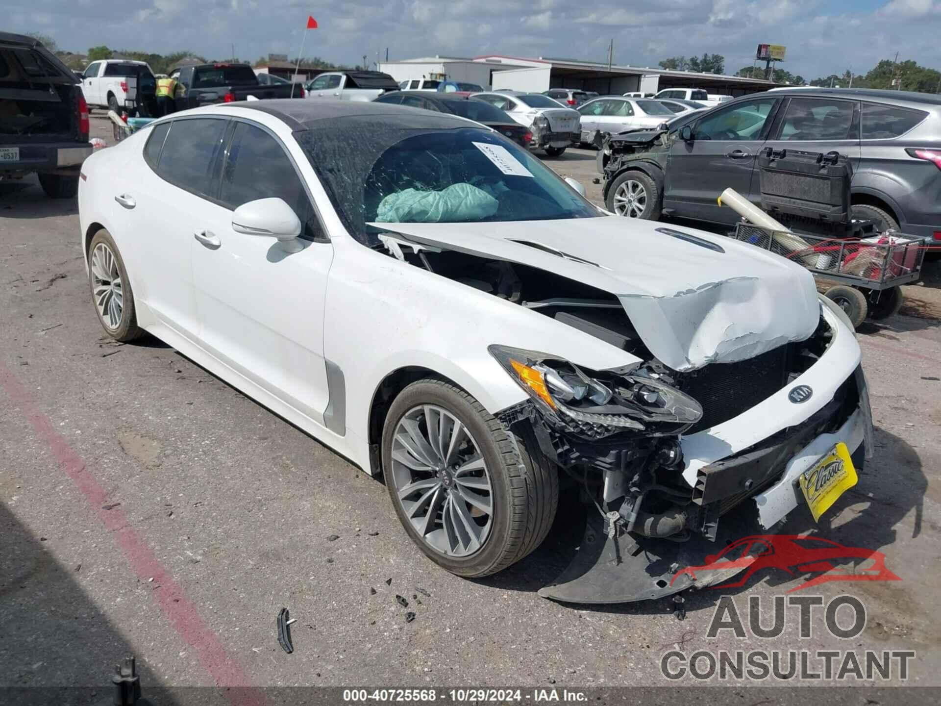 KIA STINGER 2018 - KNAE25LA7J6021375