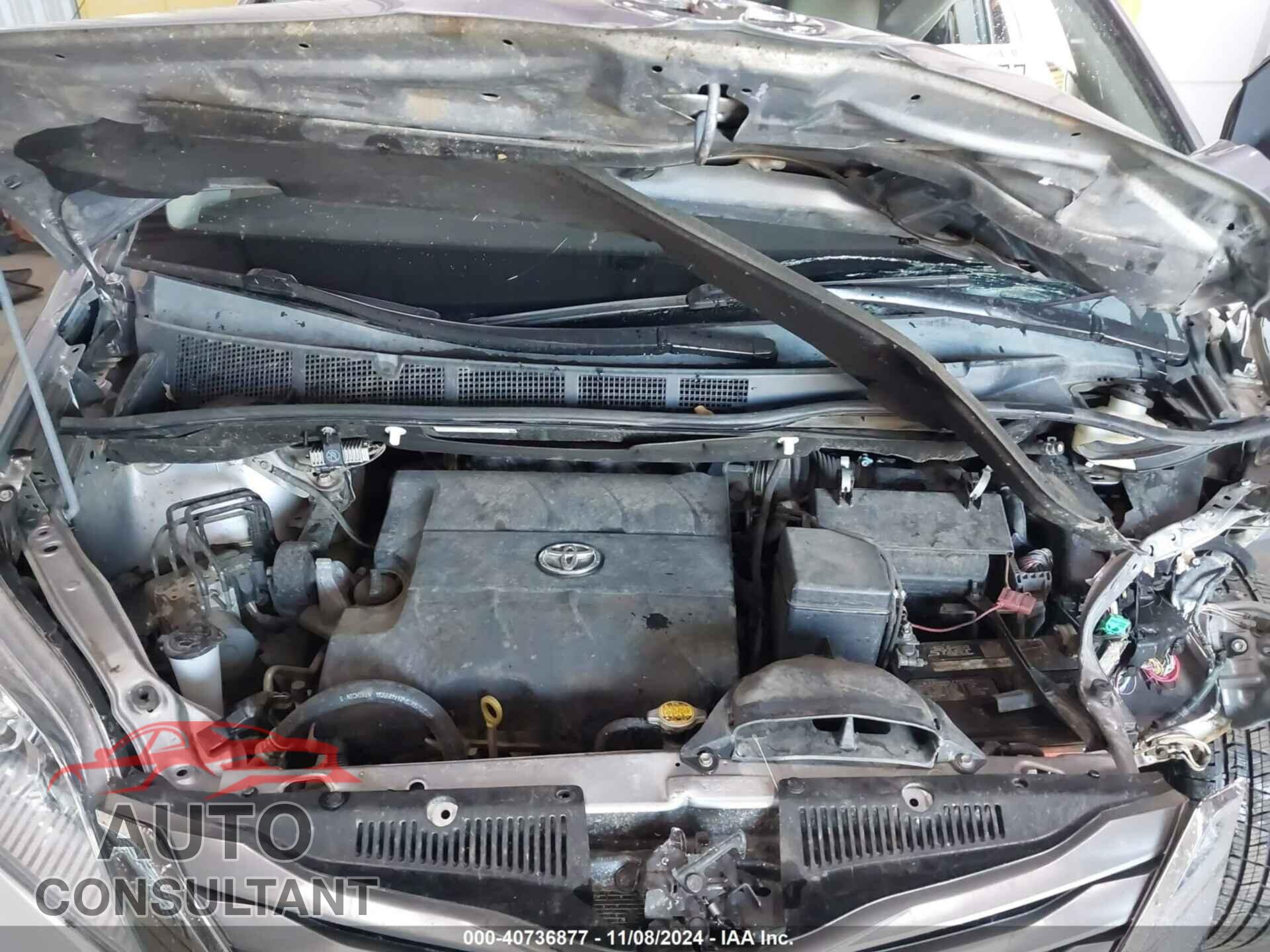 TOYOTA SIENNA 2013 - 5TDYK3DC8DS280157