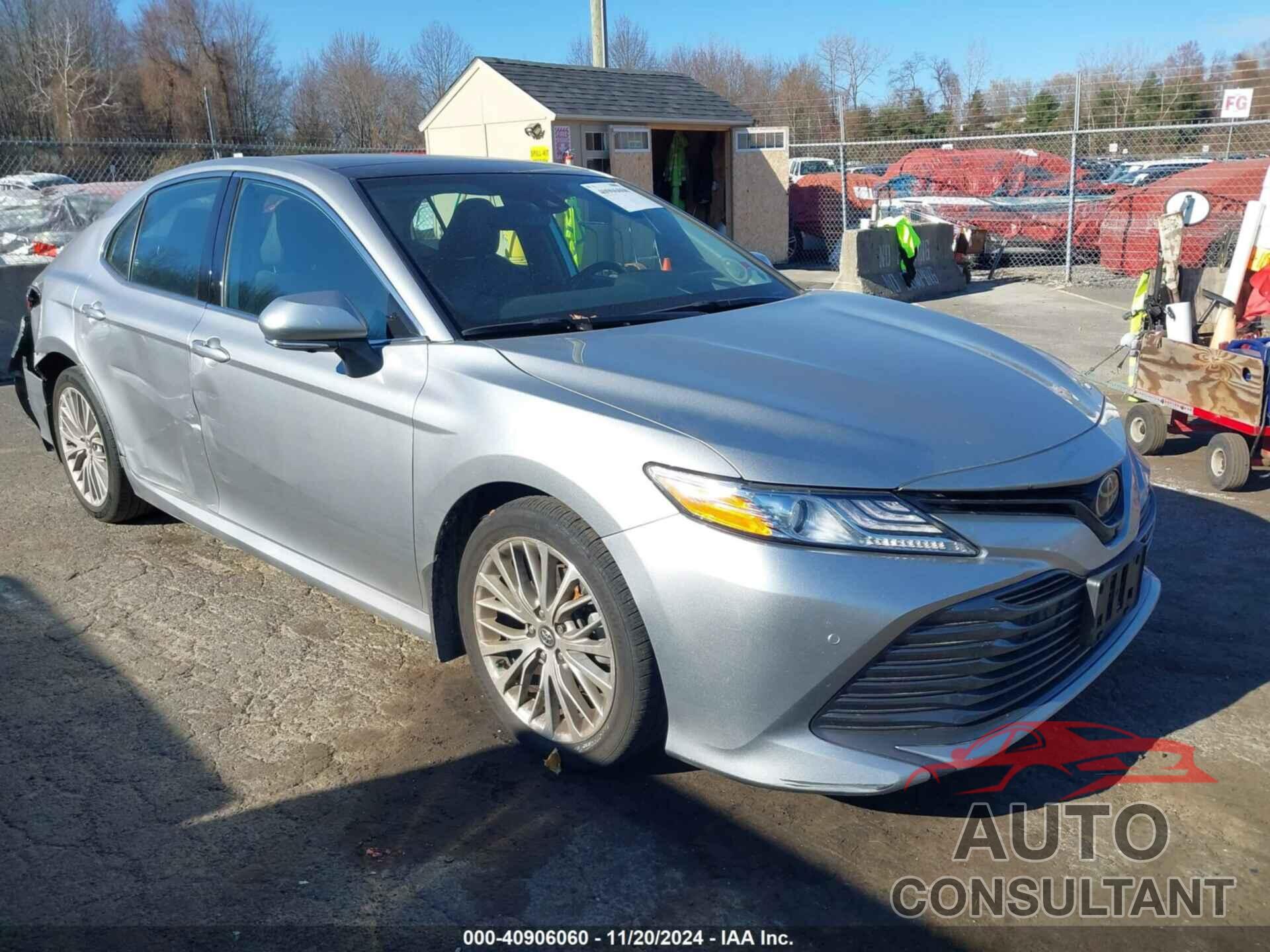 TOYOTA CAMRY 2019 - 4T1B11HK6KU781891