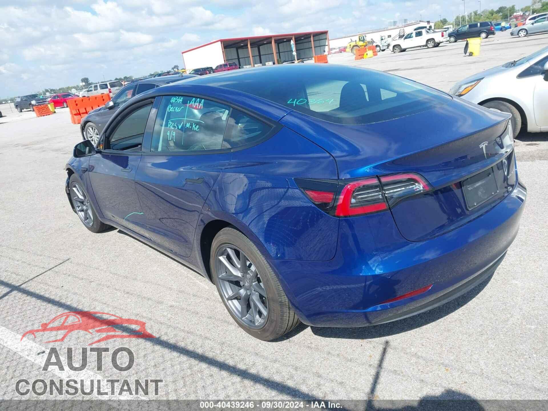 TESLA MODEL 3 2022 - 5YJ3E1EB8NF233583