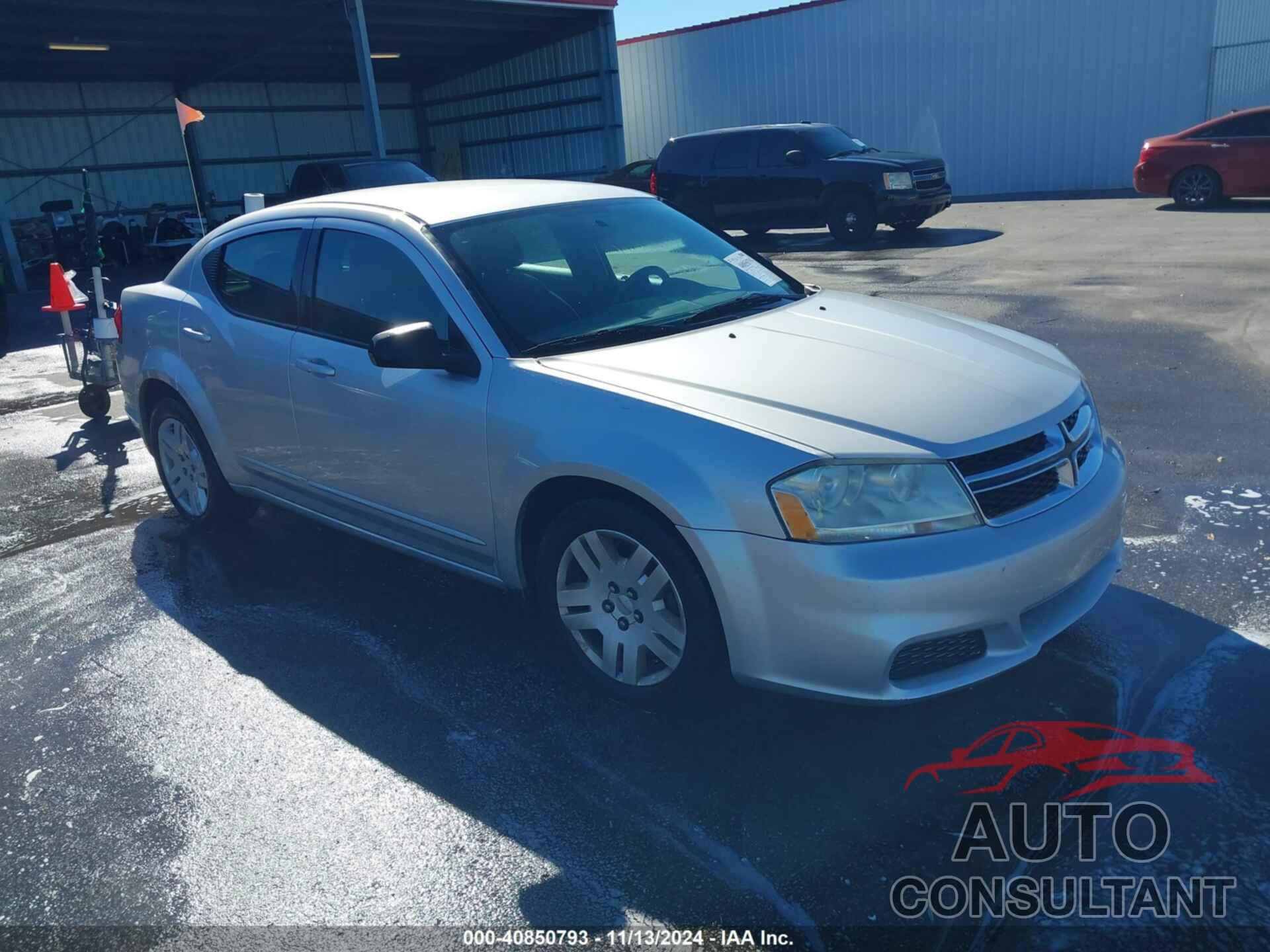 DODGE AVENGER 2011 - 1B3BD4FG2BN509538