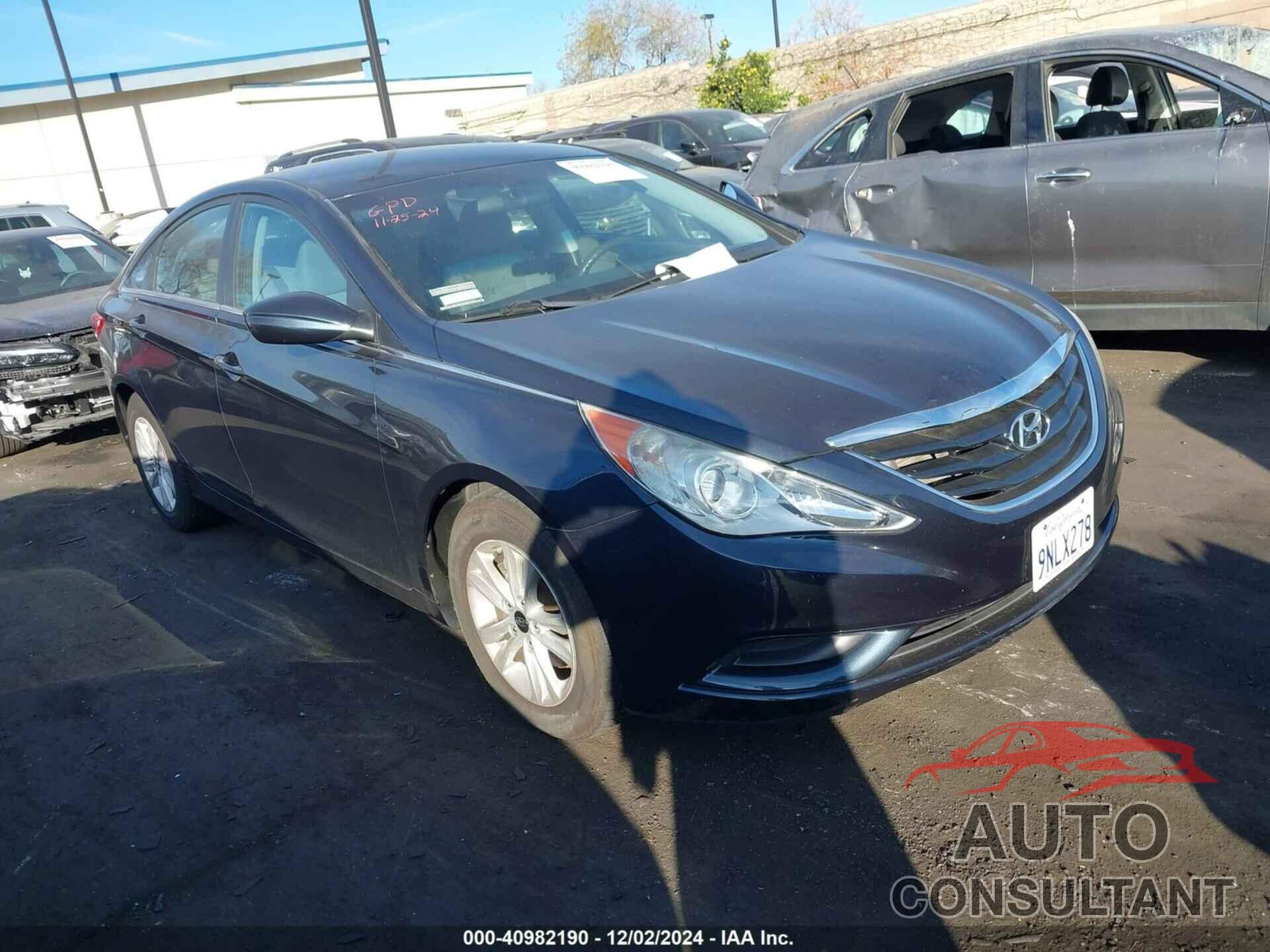 HYUNDAI SONATA 2011 - 5NPEB4AC8BH144580