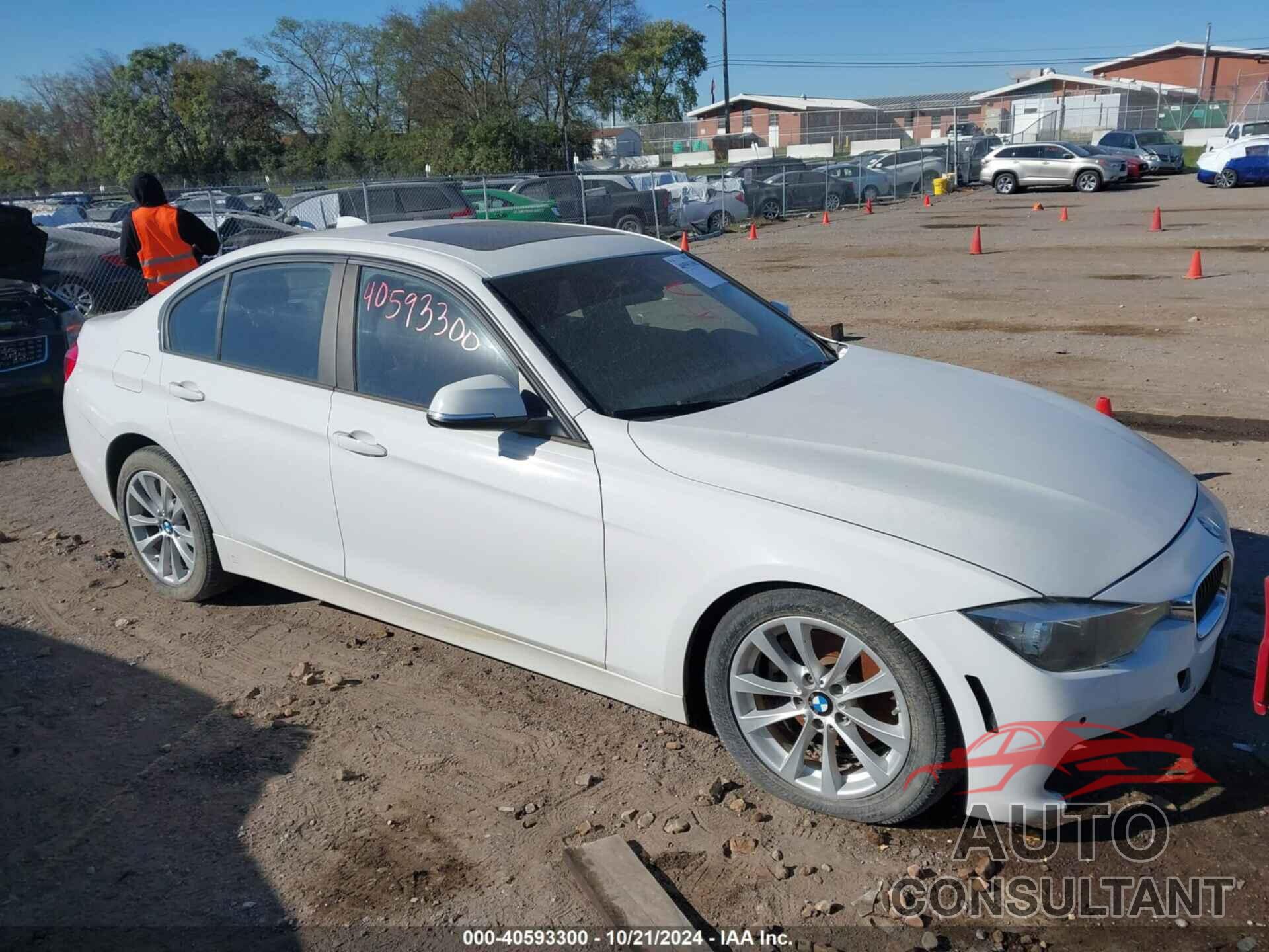 BMW 320I 2016 - WBA8E5G51GNU21867