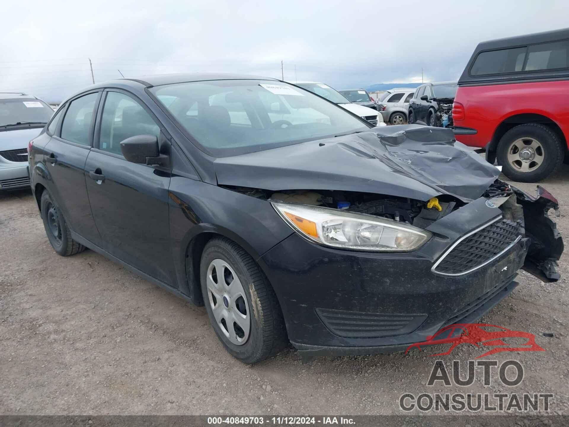 FORD FOCUS 2017 - 1FADP3E26HL329018