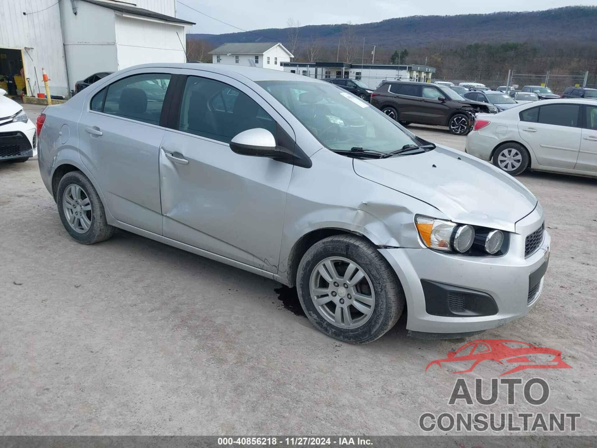 CHEVROLET SONIC 2015 - 1G1JD5SG6F4214601