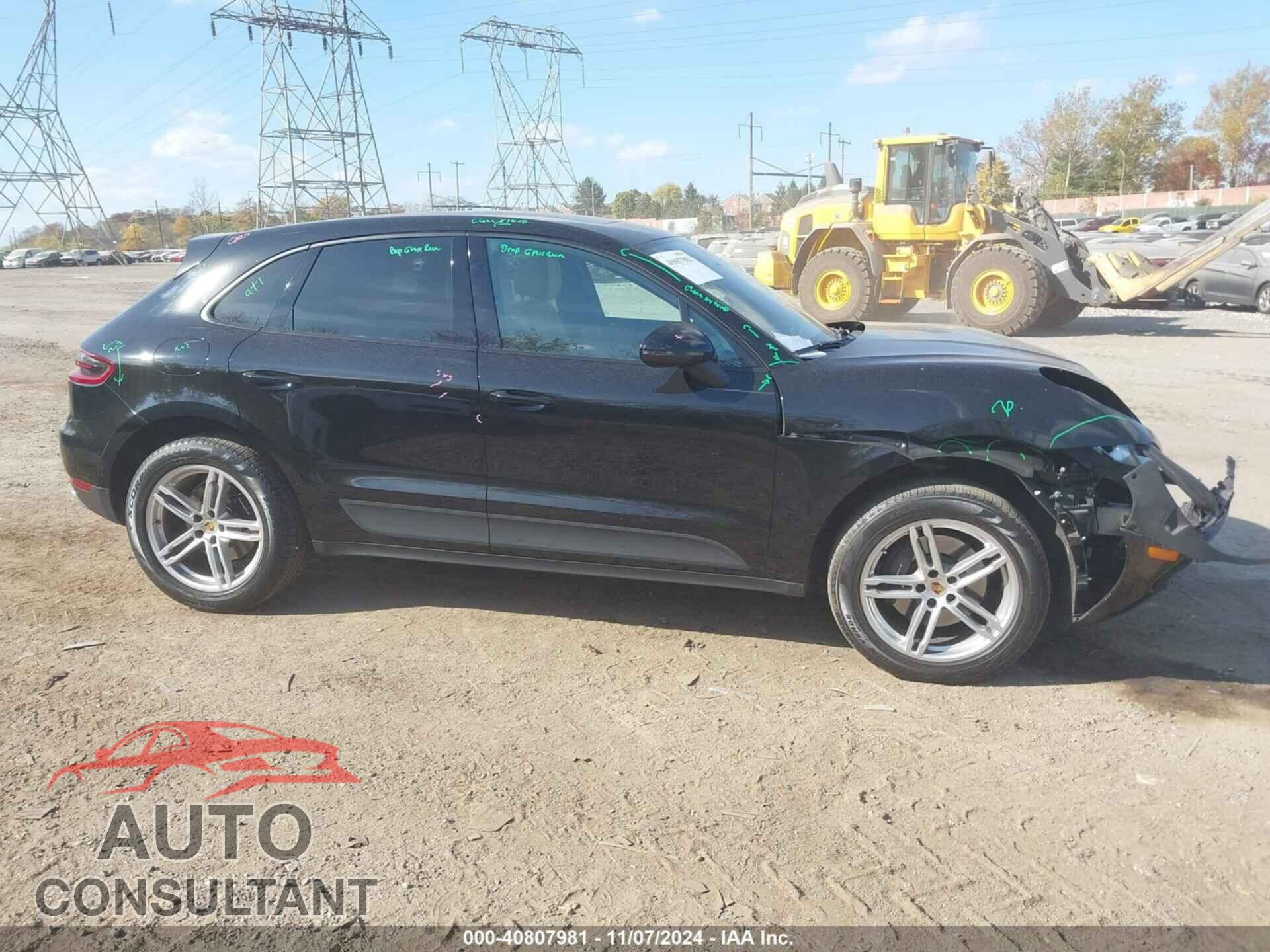 PORSCHE MACAN 2018 - WP1AA2A57JLB24403