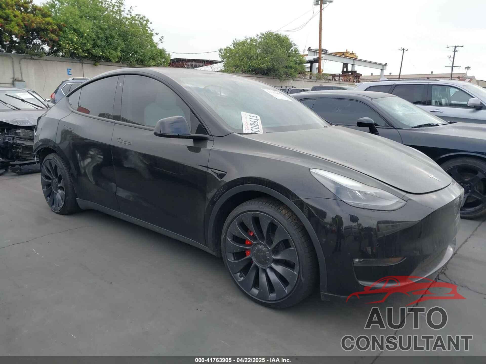TESLA MODEL Y 2022 - 7SAYGDEF9NF529882