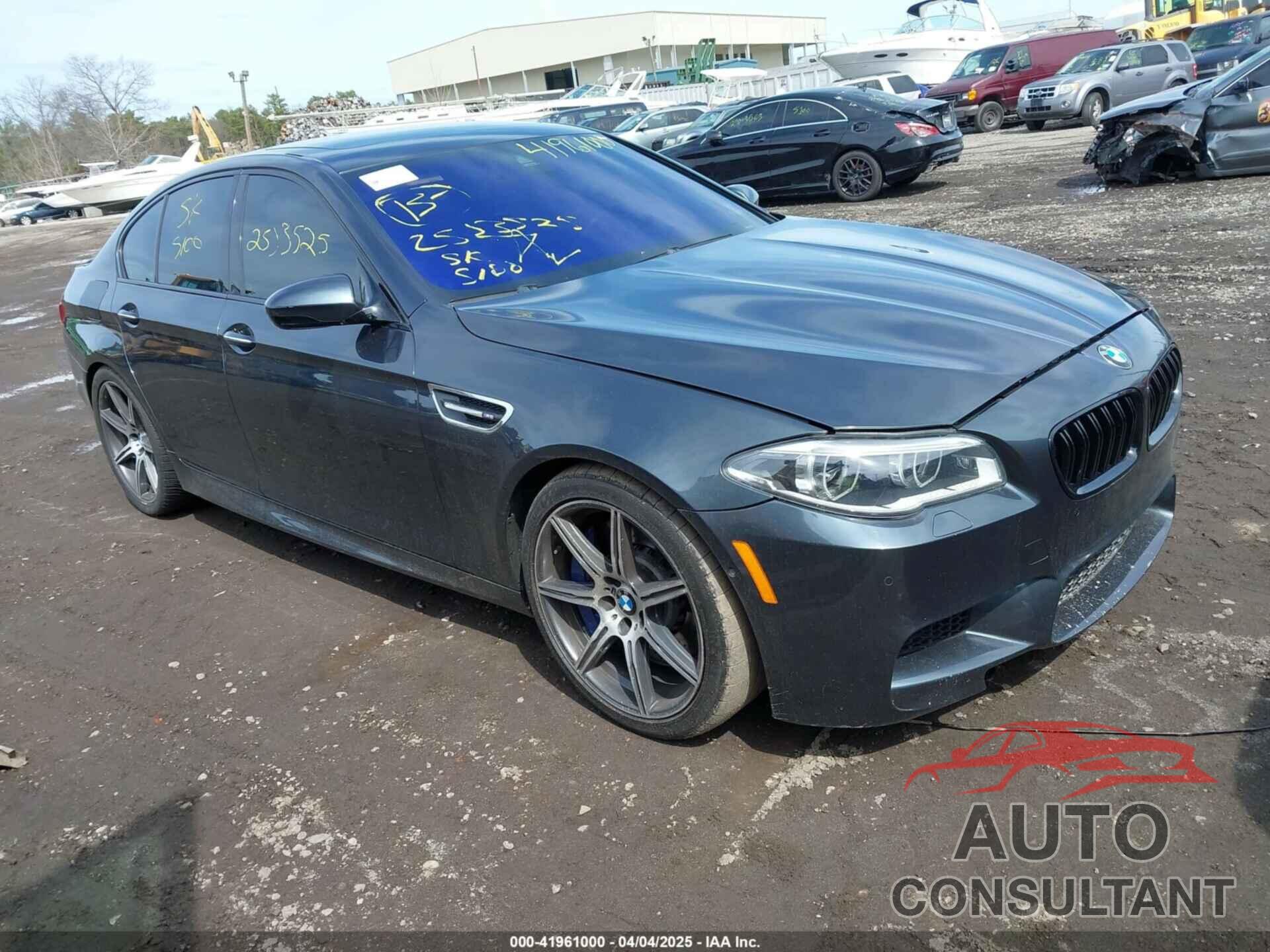 BMW M5 2015 - WBSFV9C56FD595308