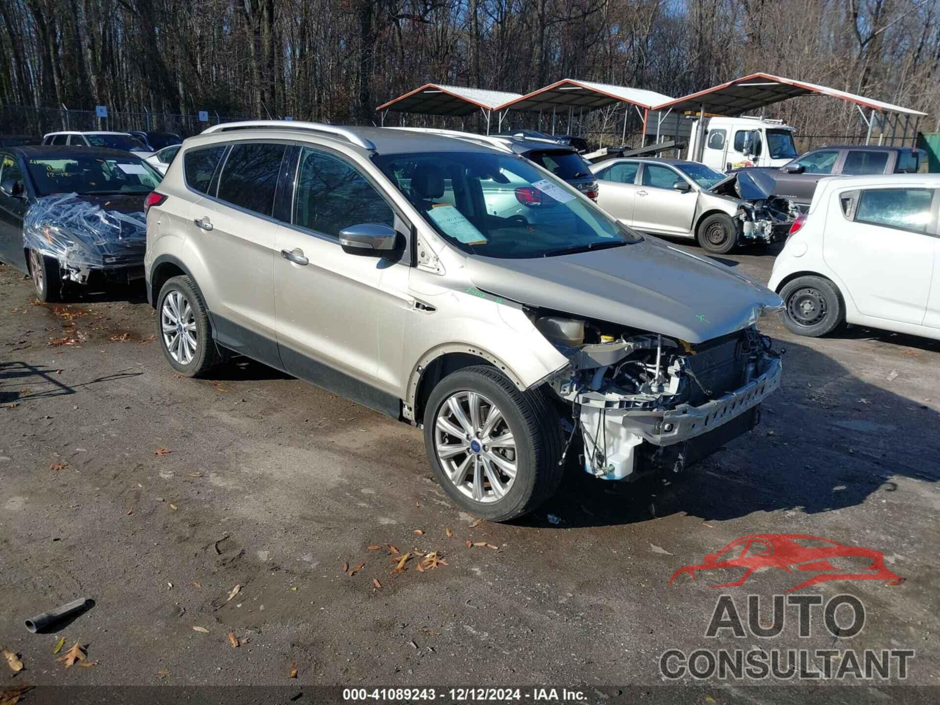 FORD ESCAPE 2017 - 1FMCU9JD4HUC46136