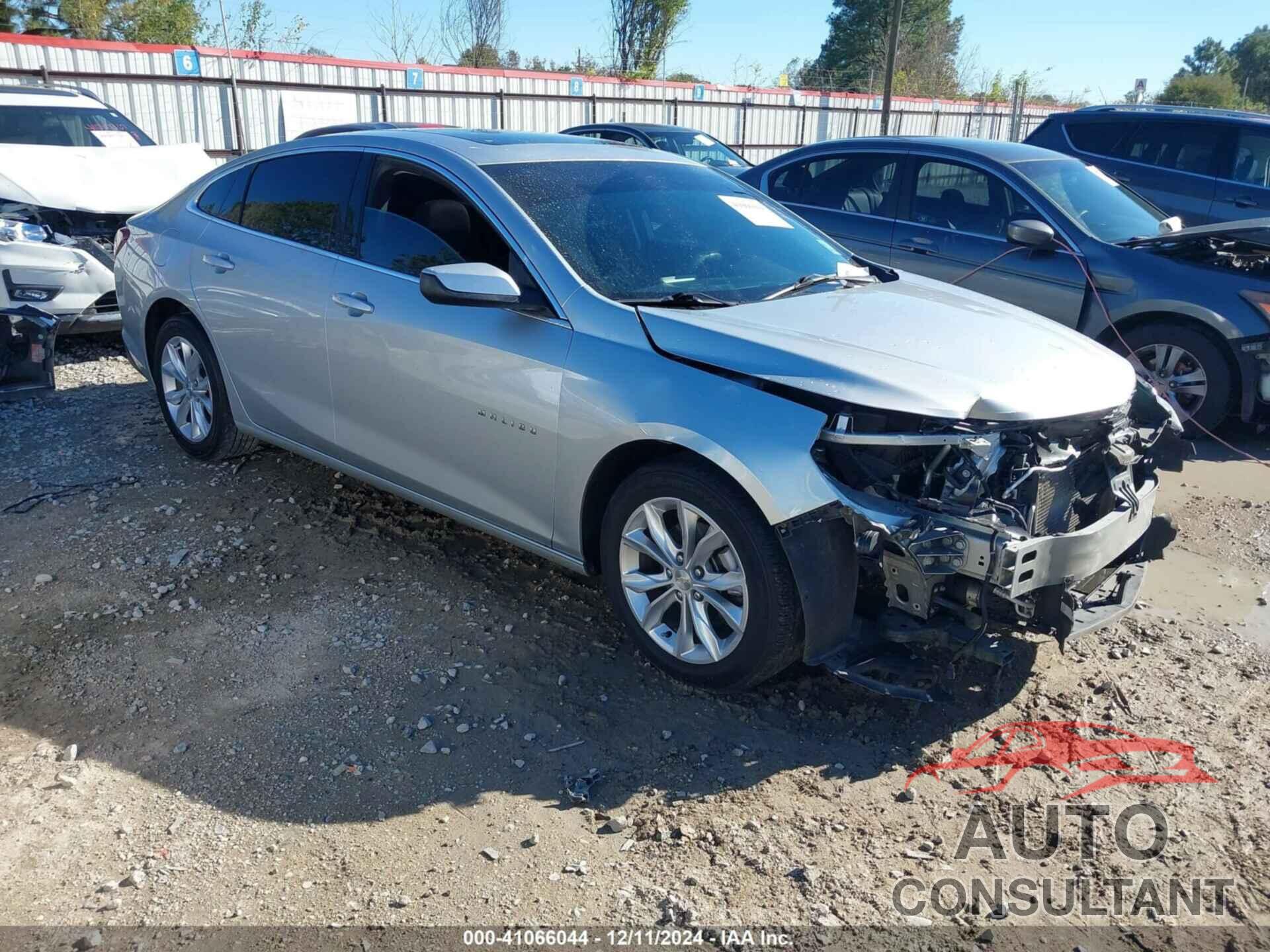 CHEVROLET MALIBU 2022 - 1G1ZD5ST7NF126255