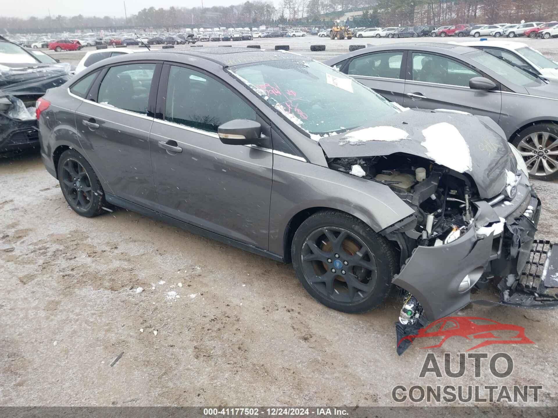 FORD FOCUS 2012 - 1FAHP3H21CL442056