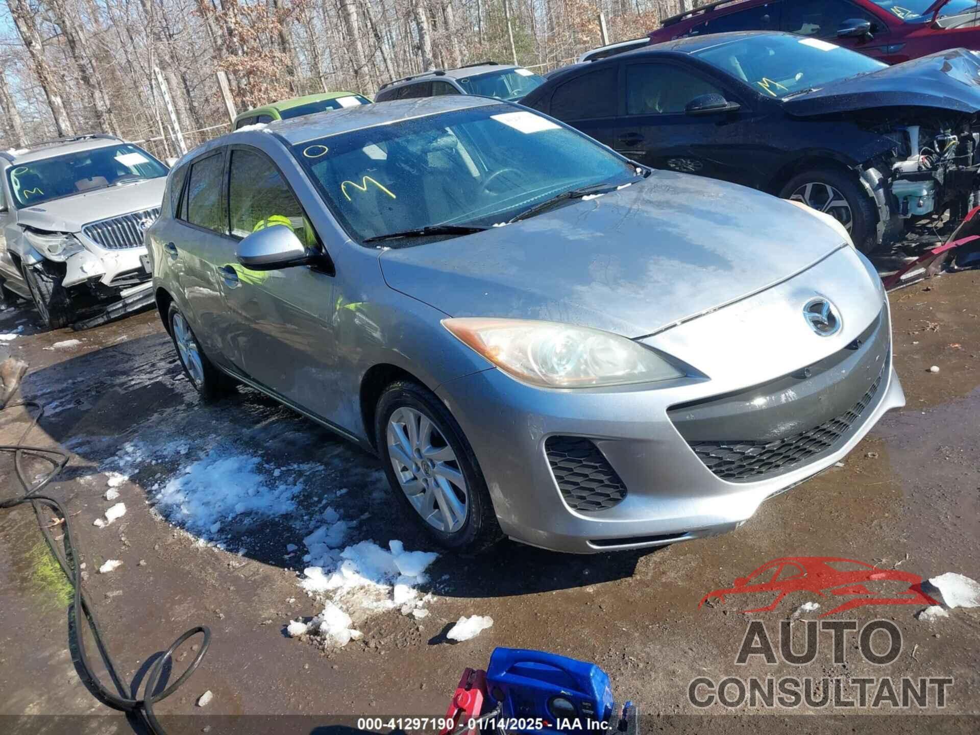 MAZDA MAZDA3 2012 - JM1BL1L89C1598756