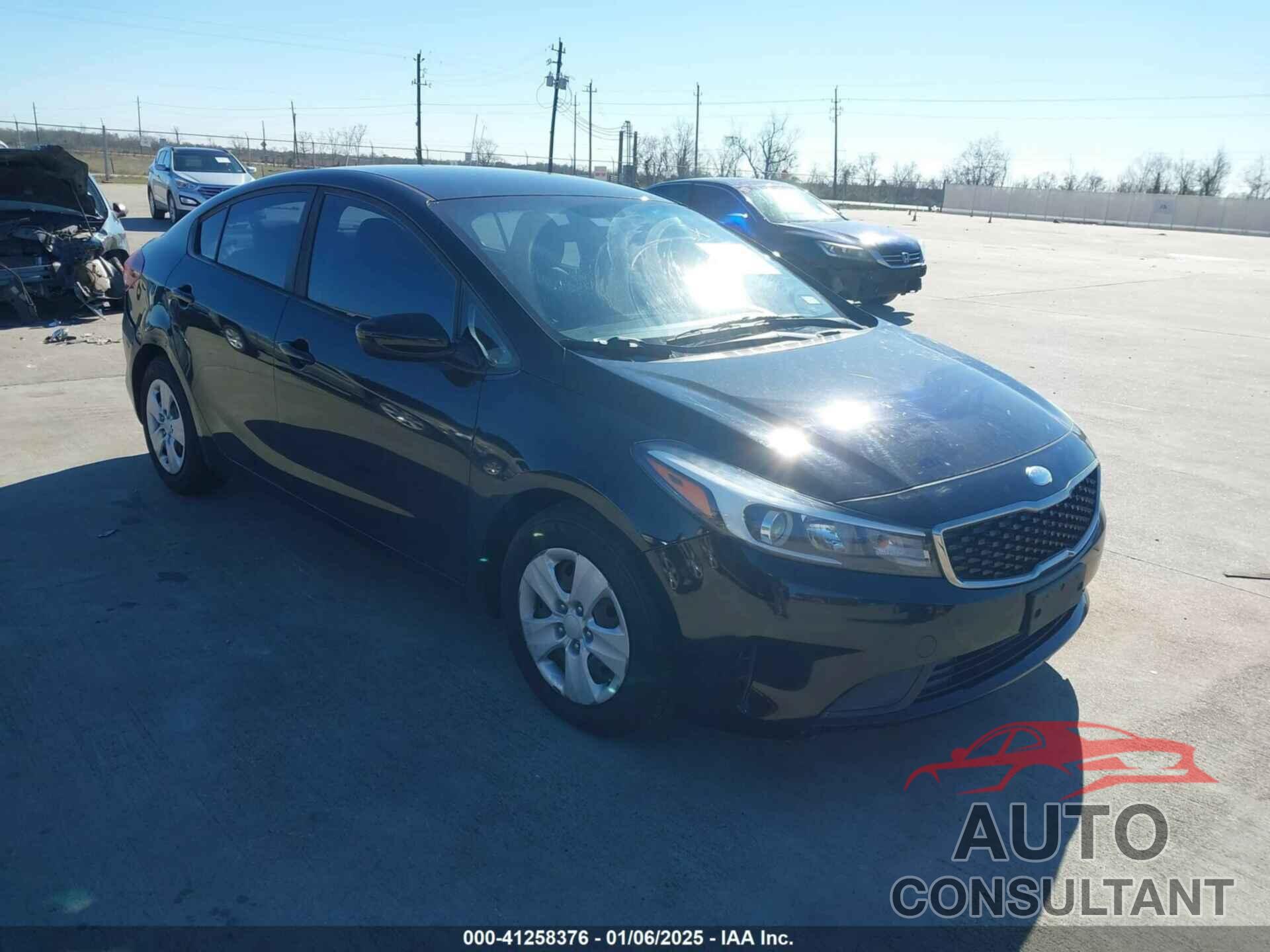 KIA FORTE 2017 - 3KPFK4A73HE136410