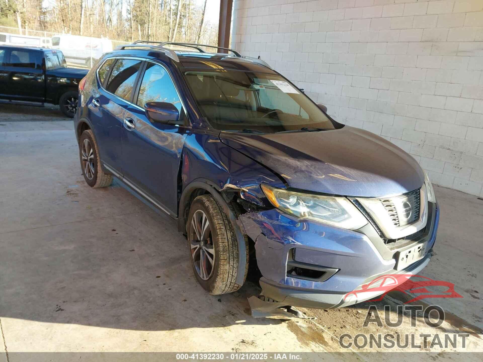 NISSAN ROGUE 2017 - JN8AT2MV3HW018518