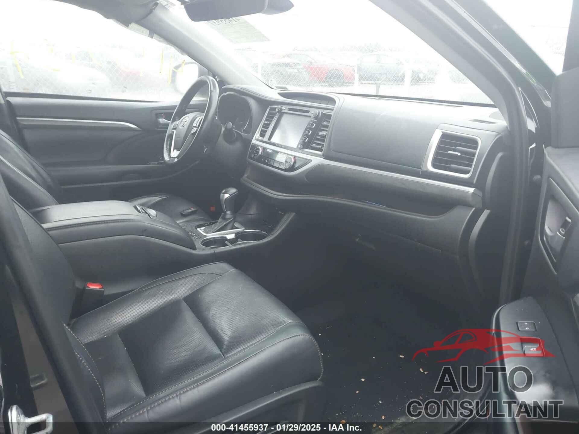 TOYOTA HIGHLANDER 2019 - 5TDDZRFH6KS977765