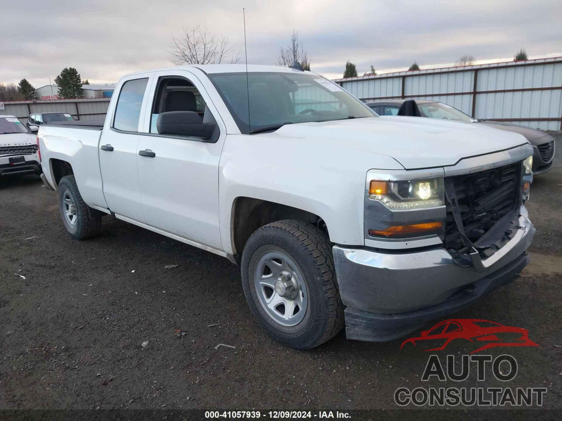 CHEVROLET SILVERADO 1500 2018 - 1GCVKNEC3JZ343978