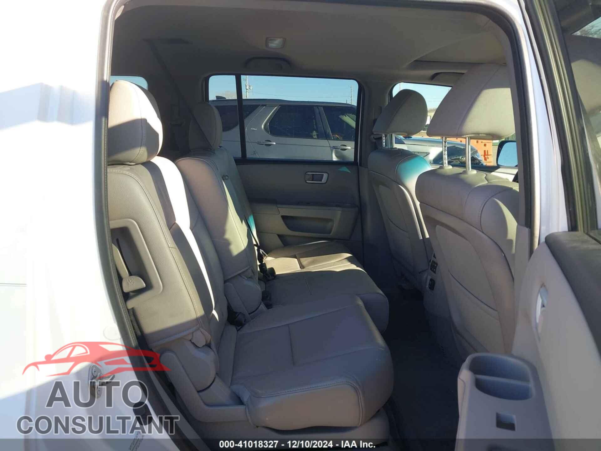 HONDA PILOT 2015 - 5FNYF3H72FB006042