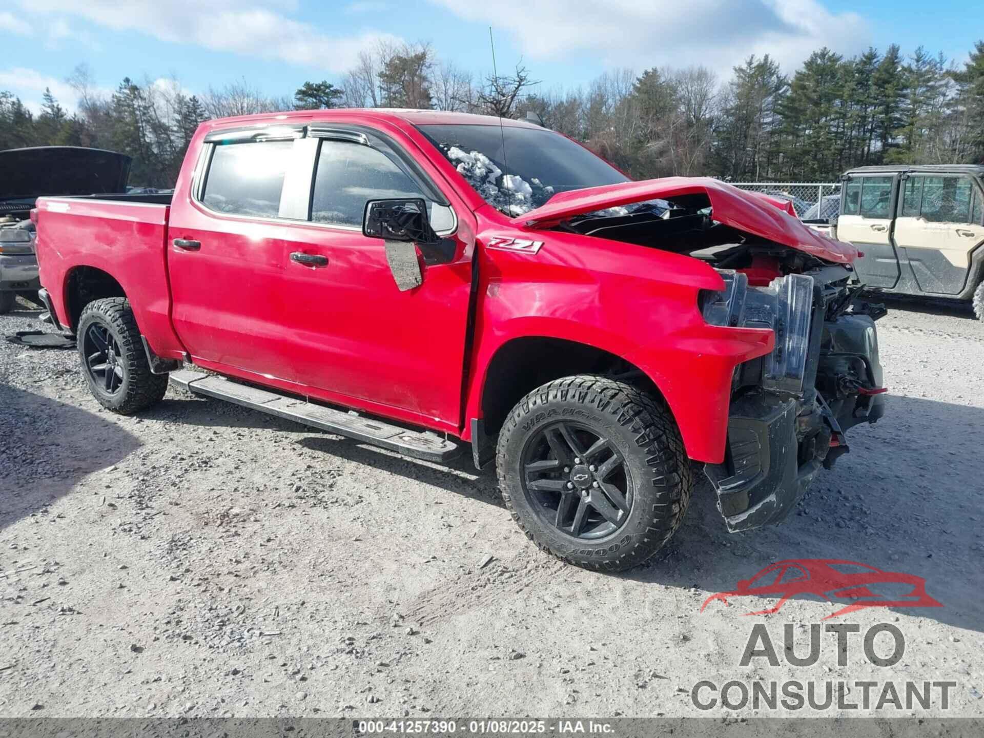 CHEVROLET SILVERADO 1500 2021 - 1GCPYFED1MZ428375