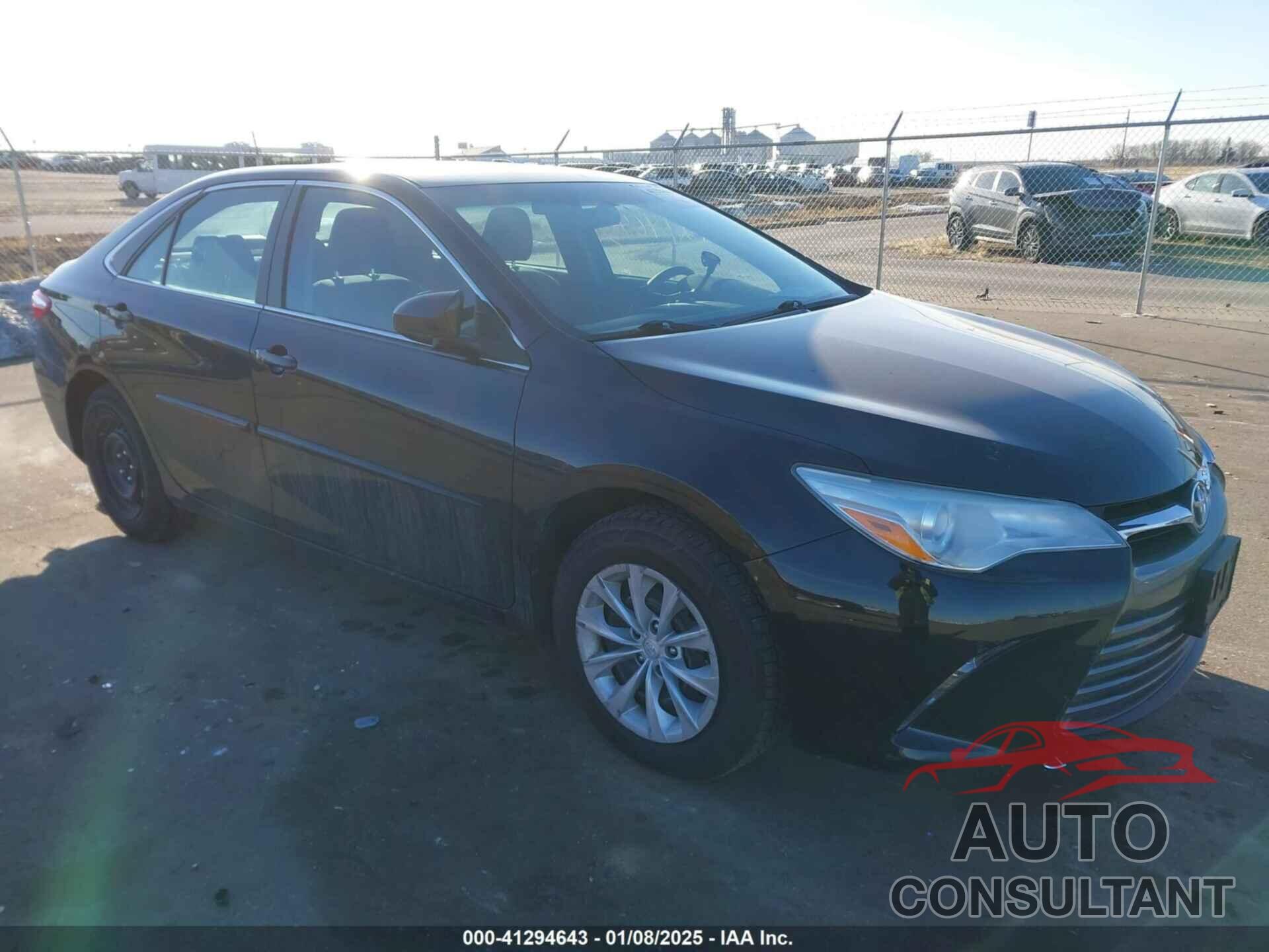 TOYOTA CAMRY 2016 - 4T4BF1FK4GR561425