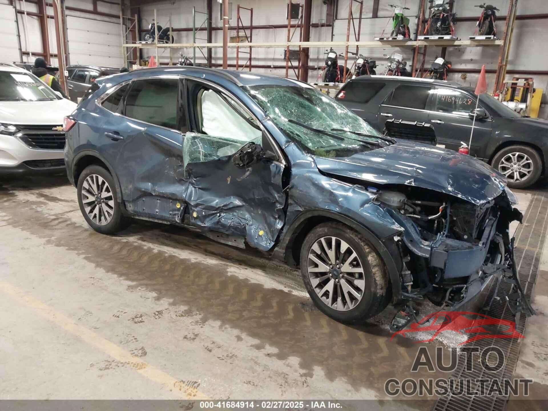 FORD ESCAPE 2020 - 1FMCU9J97LUC12700