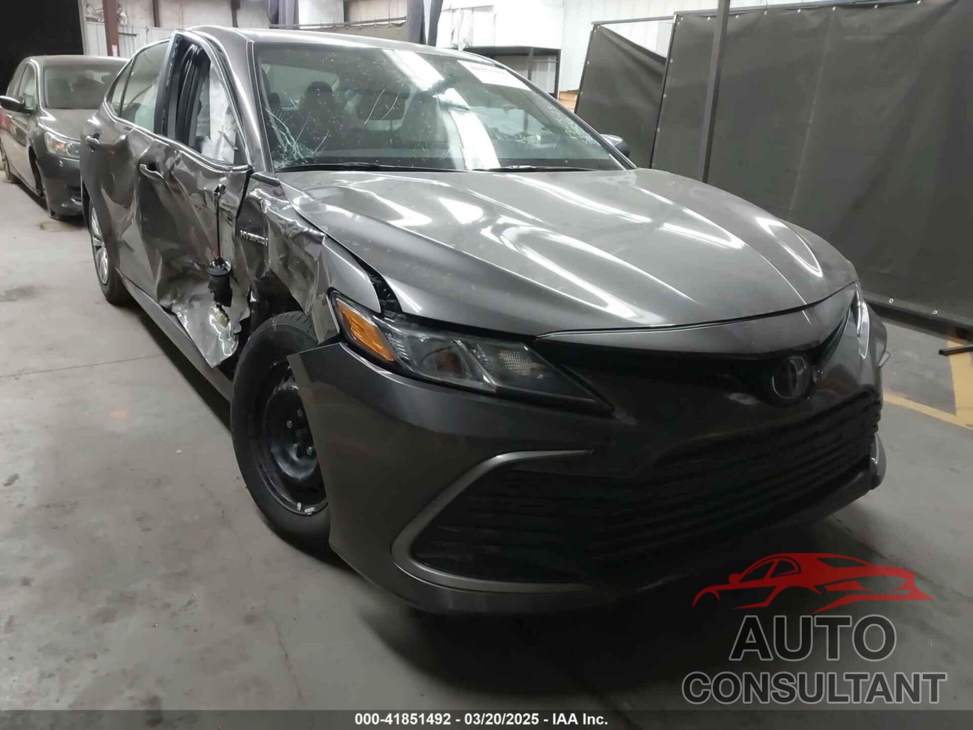 TOYOTA CAMRY 2021 - 4T1C31AK7MU559730