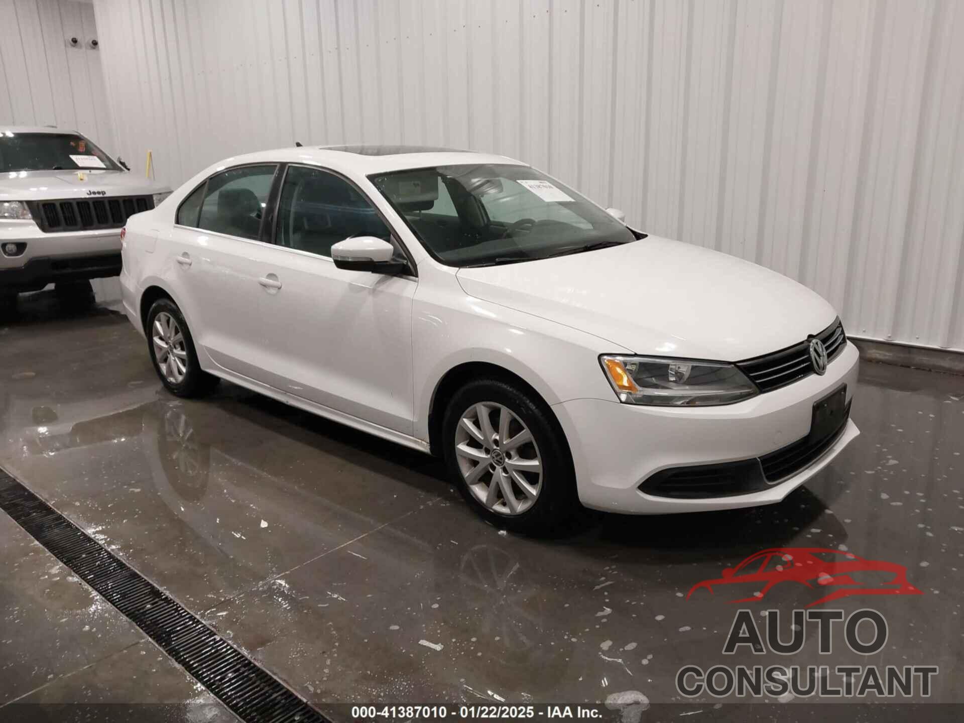 VOLKSWAGEN JETTA 2013 - 3VWDX7AJ6DM393452