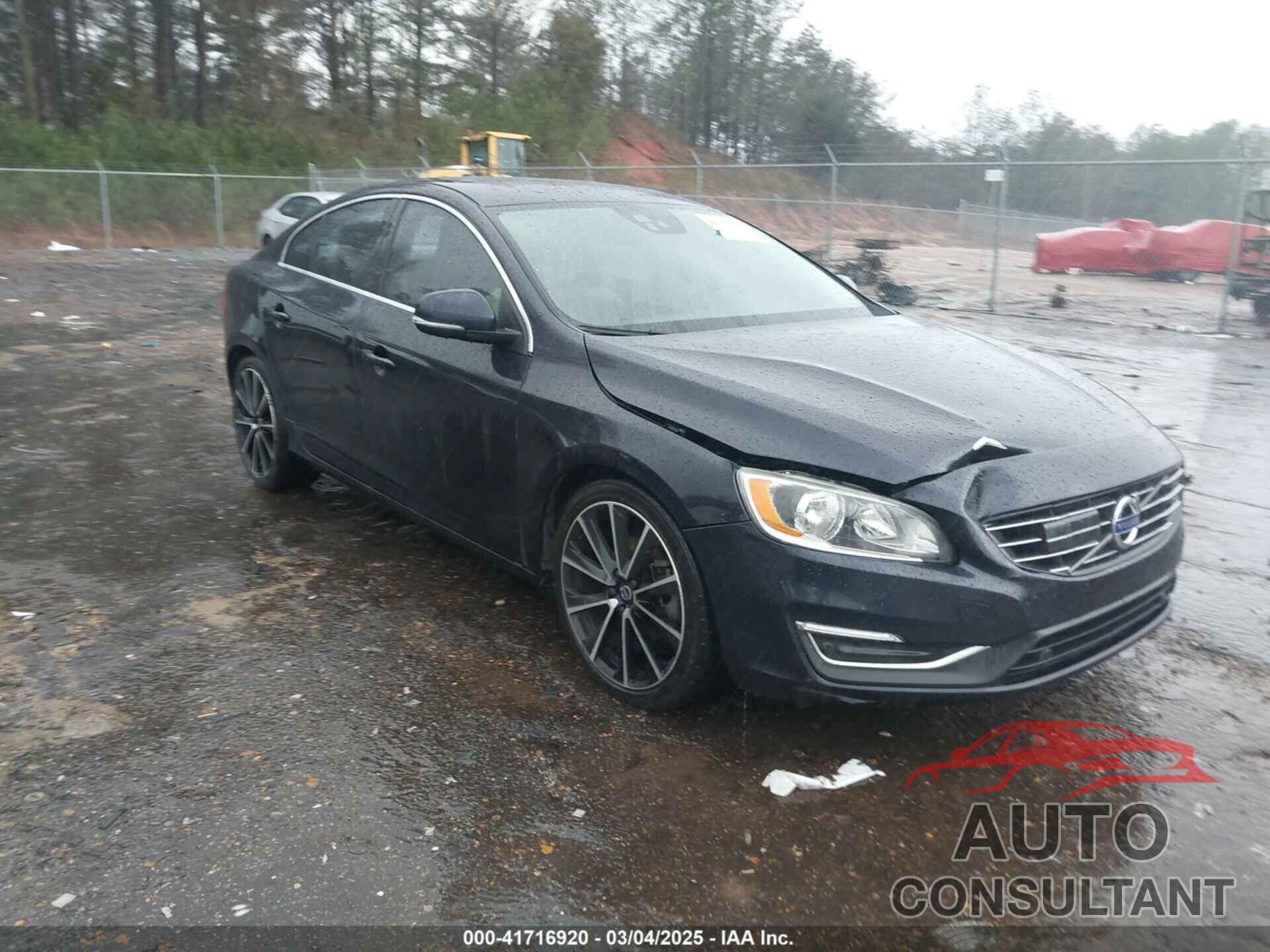 VOLVO S60 2016 - YV126MFK5G2405660
