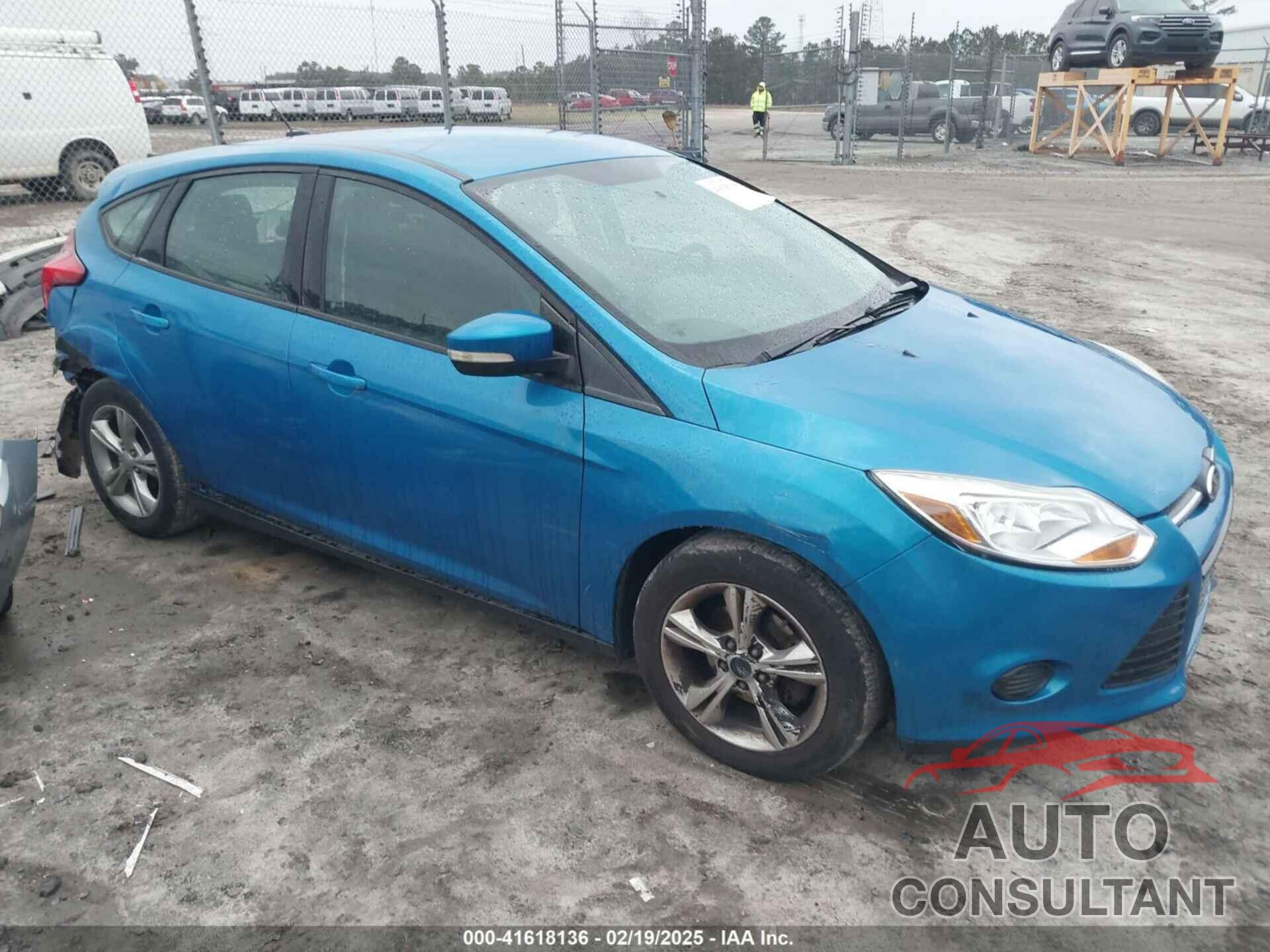 FORD FOCUS 2013 - 1FADP3K27DL261164