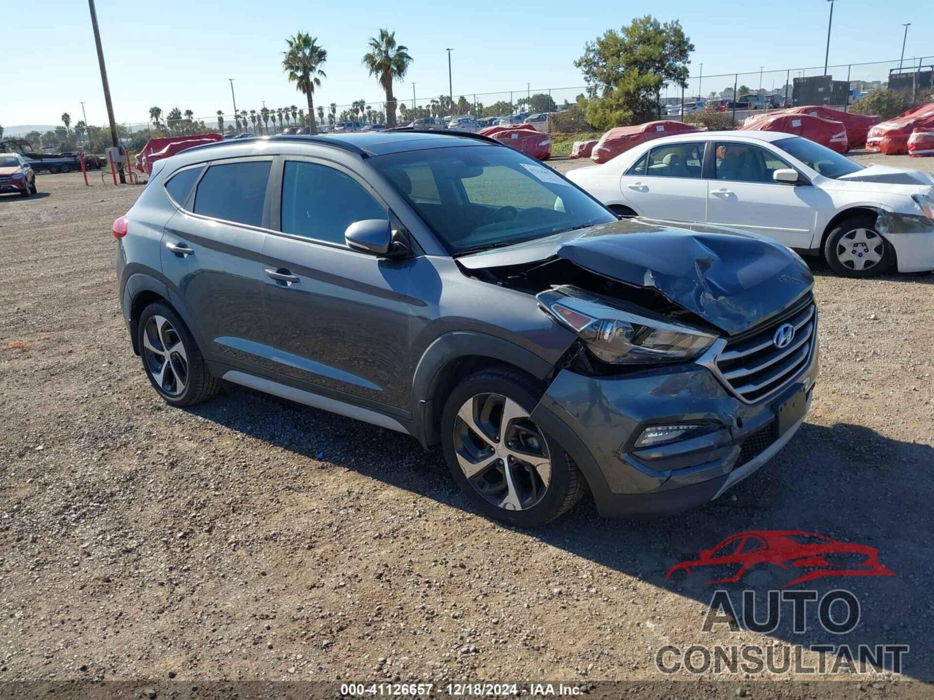 HYUNDAI TUCSON 2018 - KM8J33A22JU623798