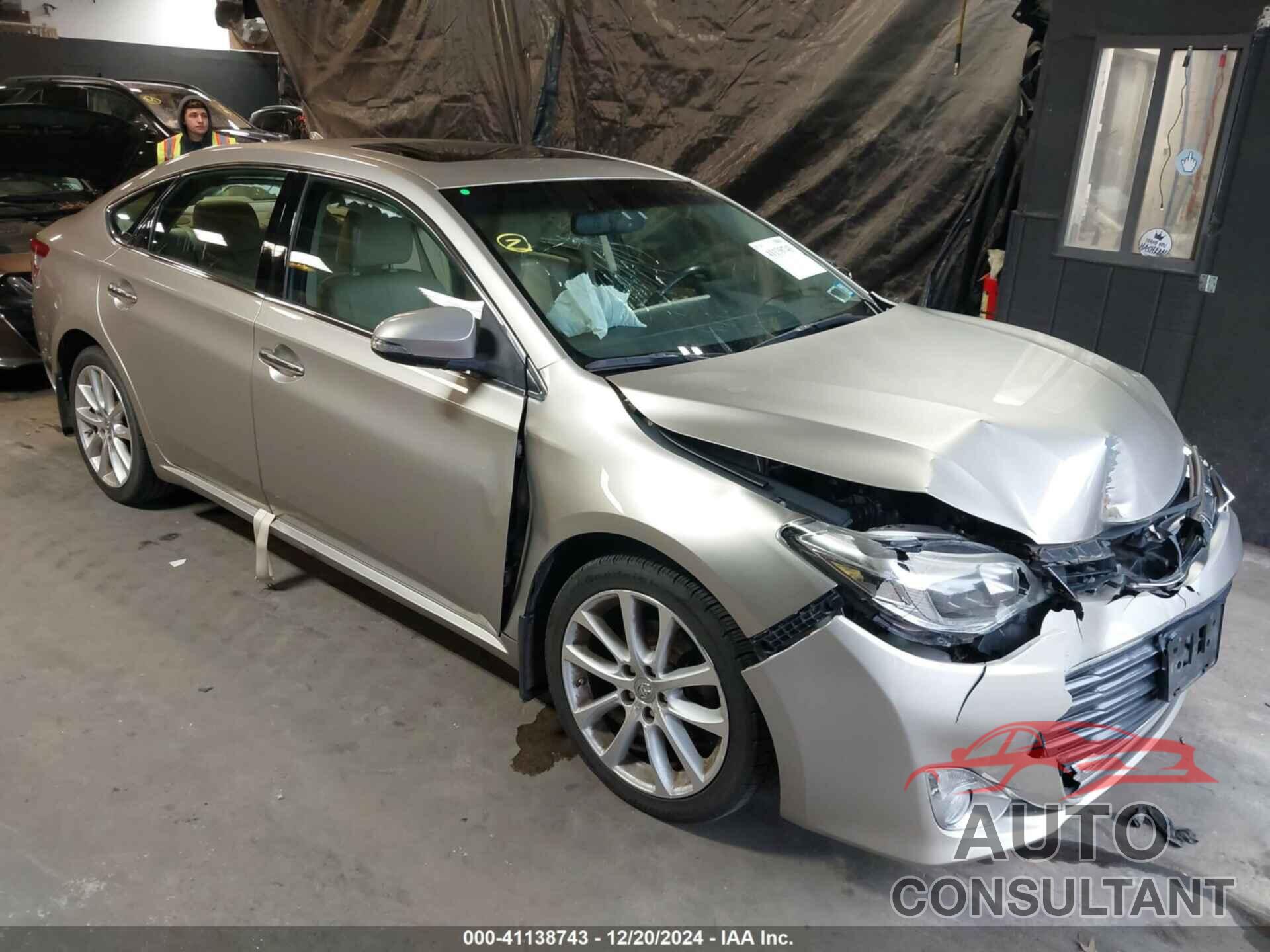 TOYOTA AVALON 2015 - 4T1BK1EB0FU144518
