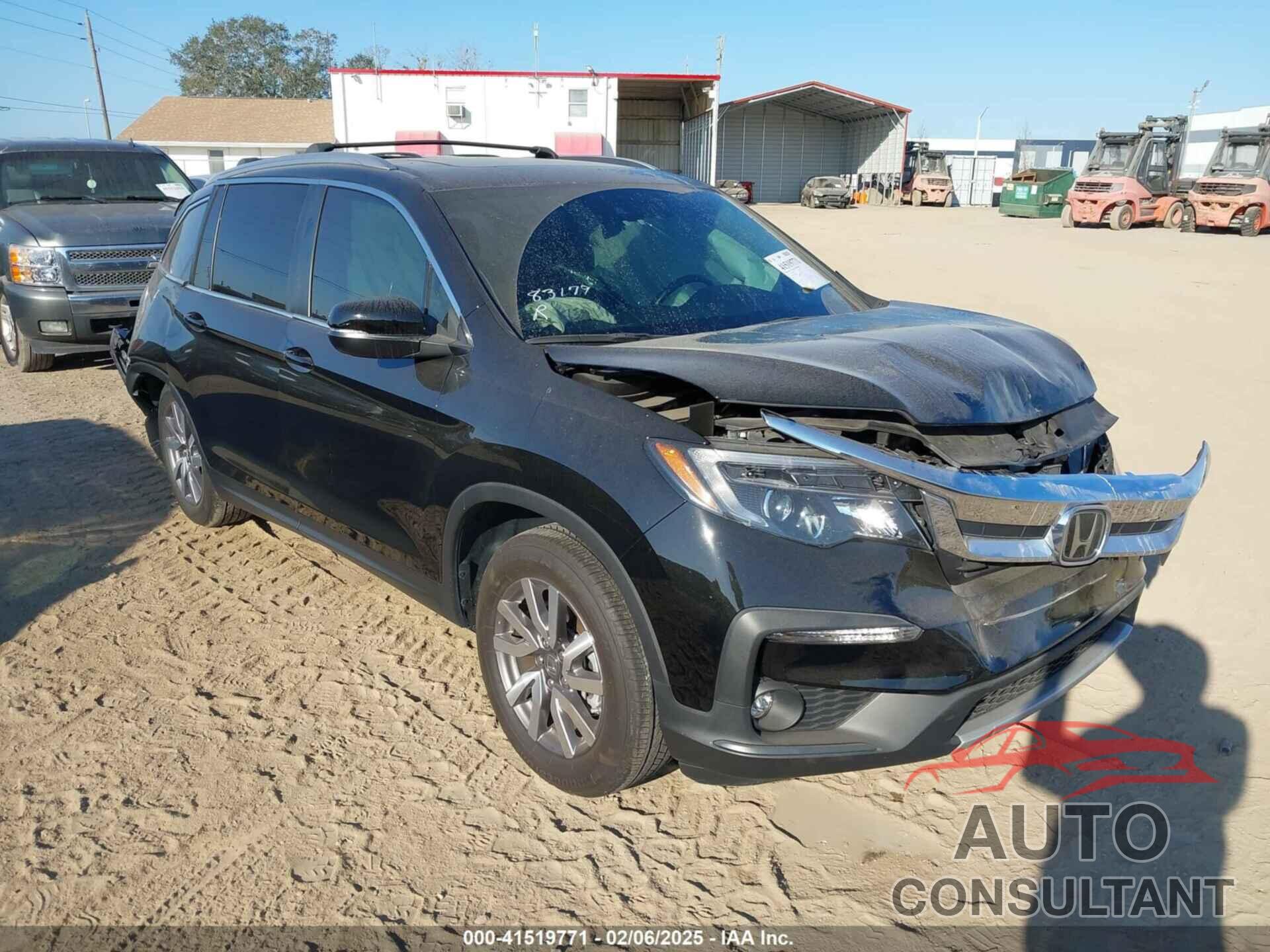 HONDA PILOT 2021 - 5FNYF5H50MB038821