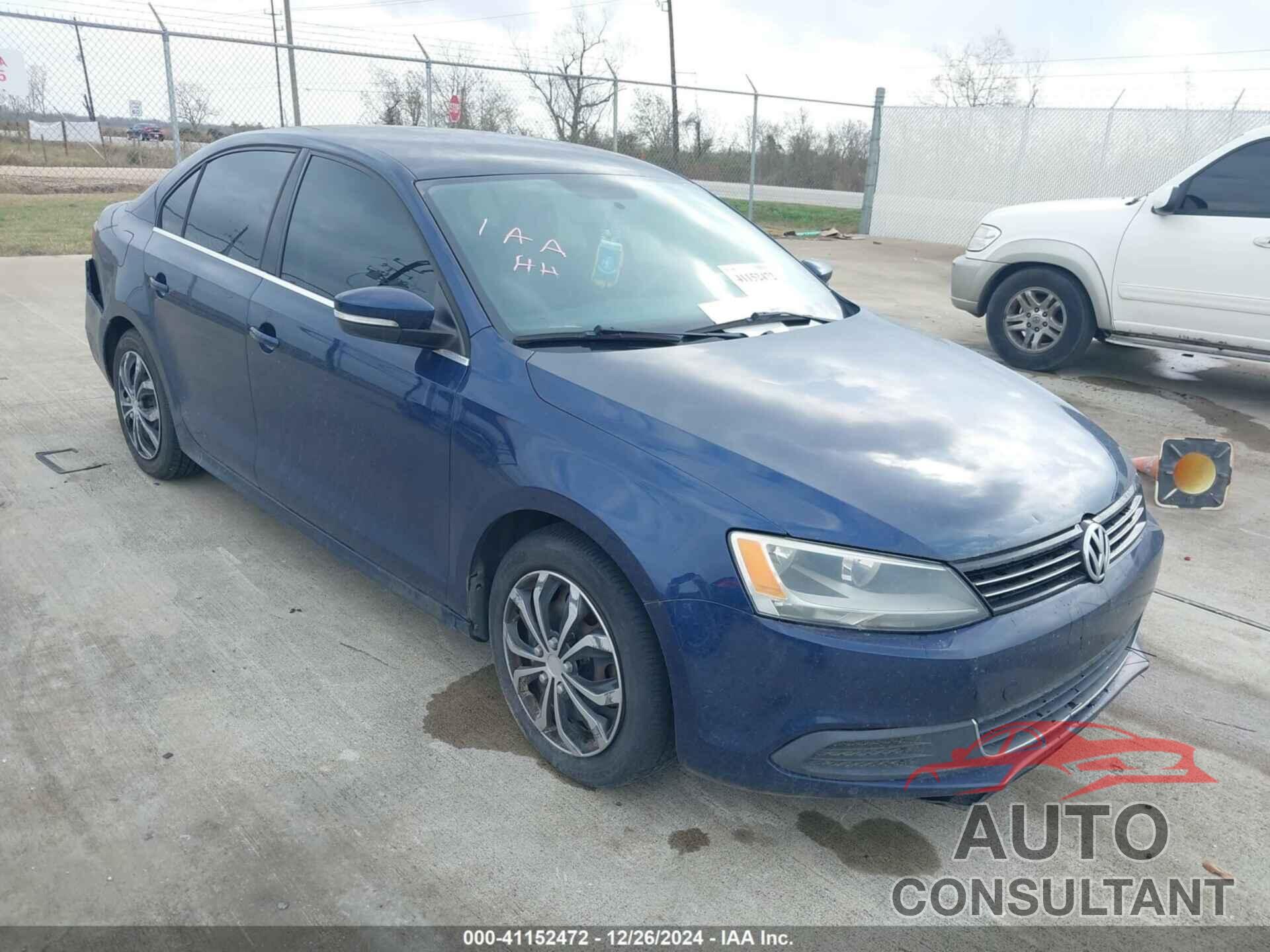 VOLKSWAGEN JETTA 2013 - 3VWDP7AJ5DM395841