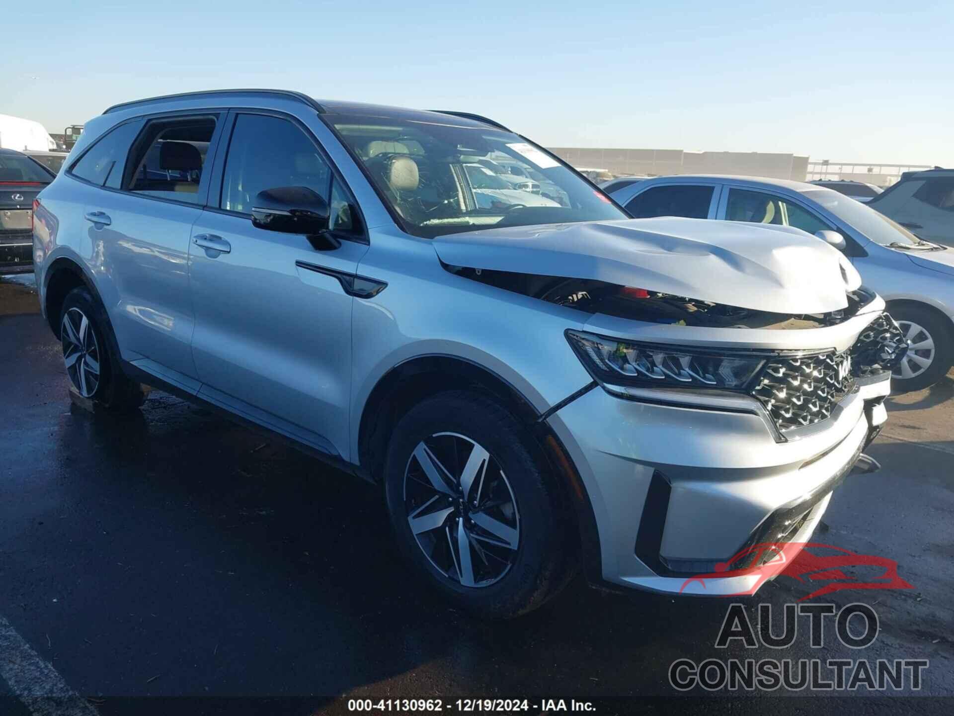 KIA SORENTO 2022 - 5XYRL4LC7NG075601
