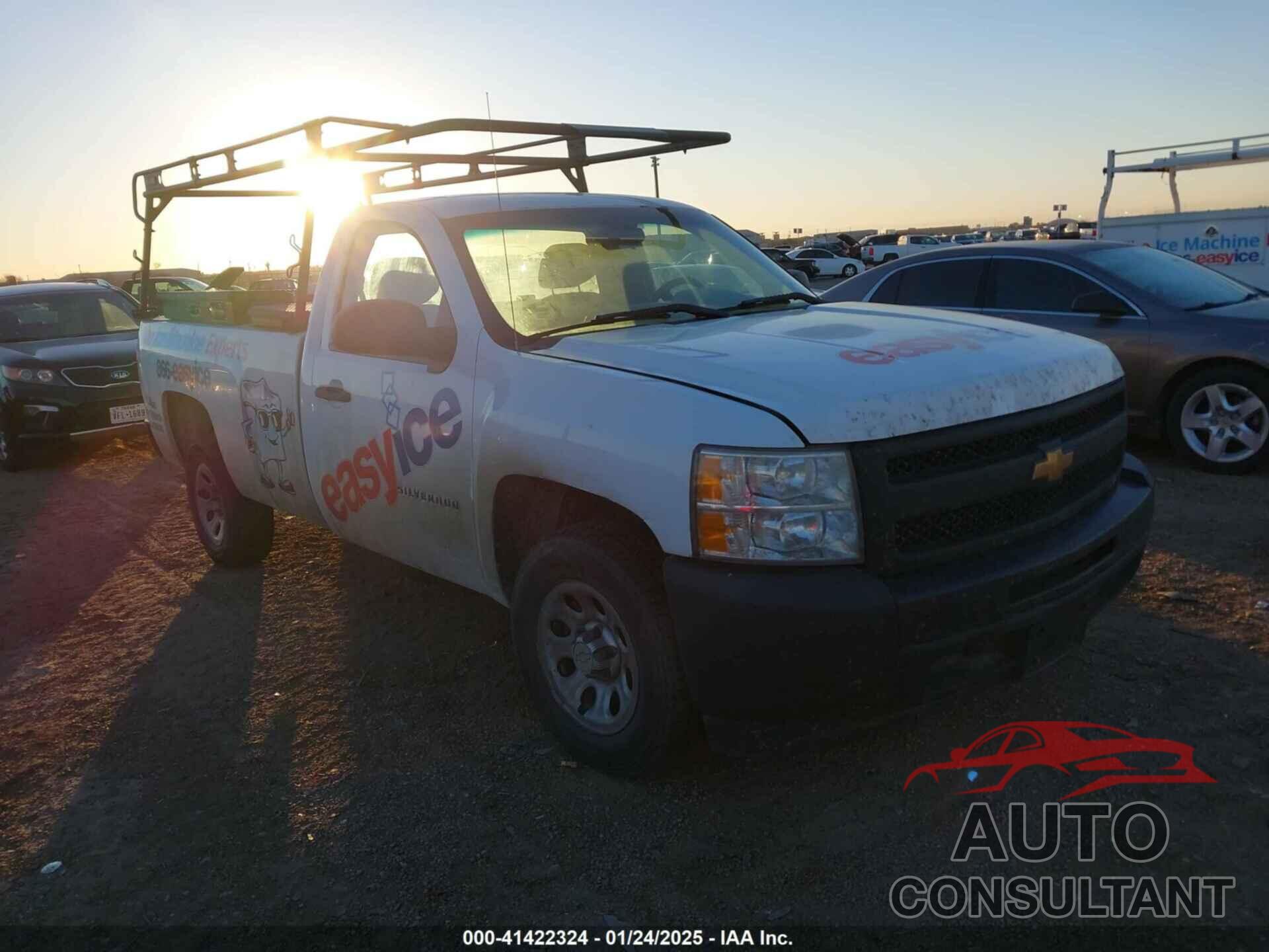 CHEVROLET SILVERADO 1500 2013 - 1GCNCPEX4DZ347862