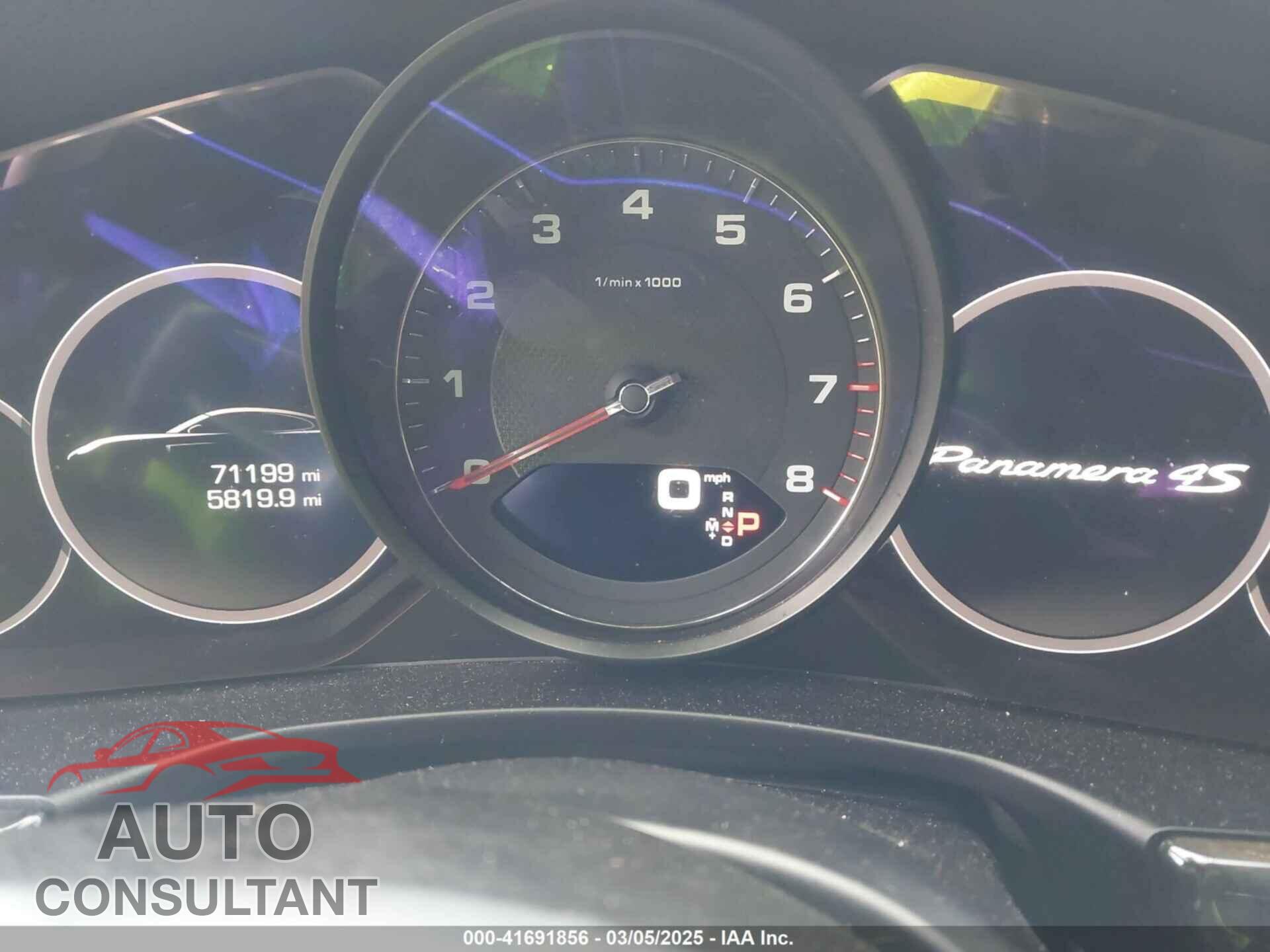 PORSCHE PANAMERA 2017 - WP0AB2A72HL120690