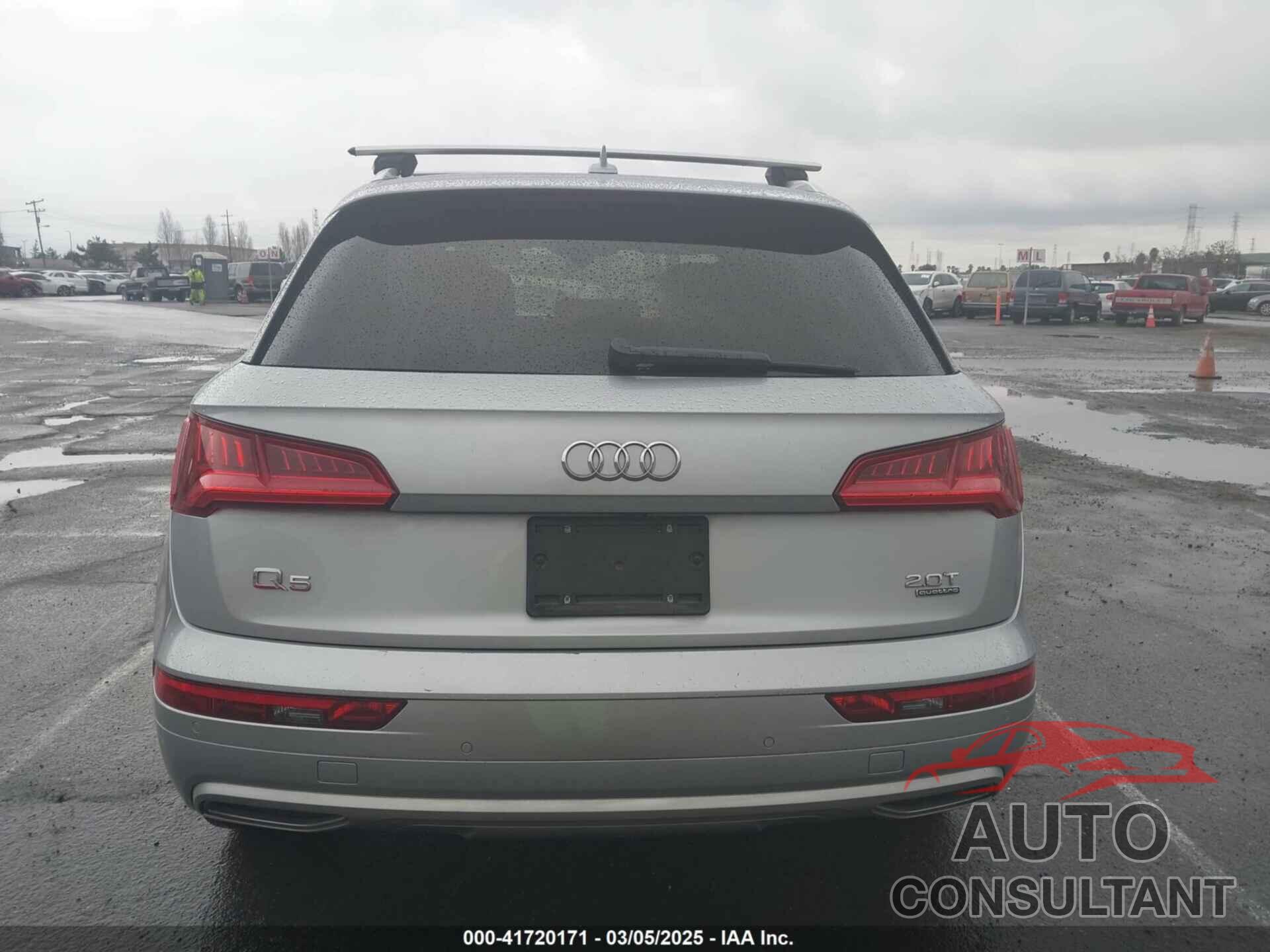 AUDI Q5 2018 - WA1BNAFY3J2044961